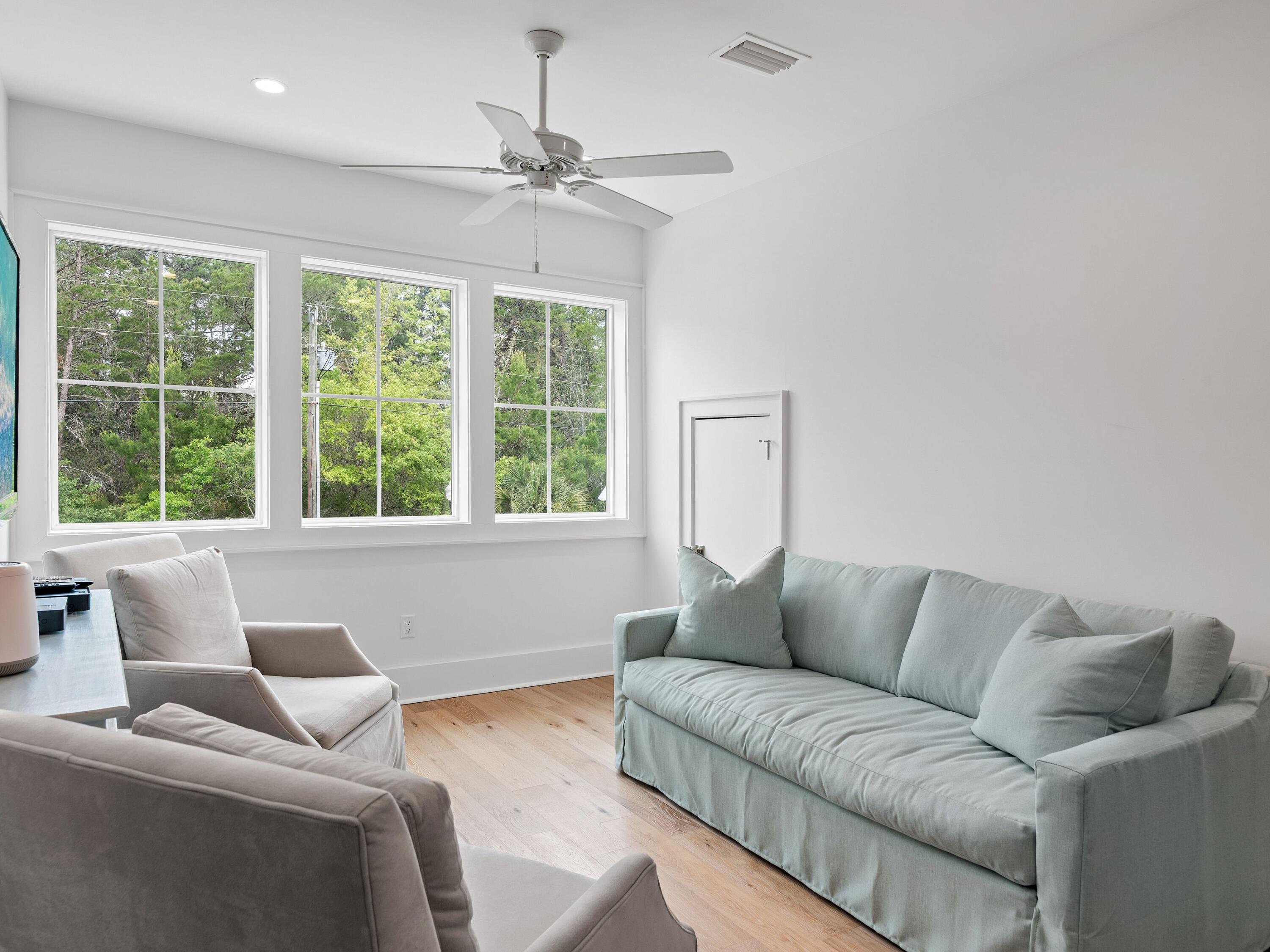 GRAYTON BAYOU - Residential