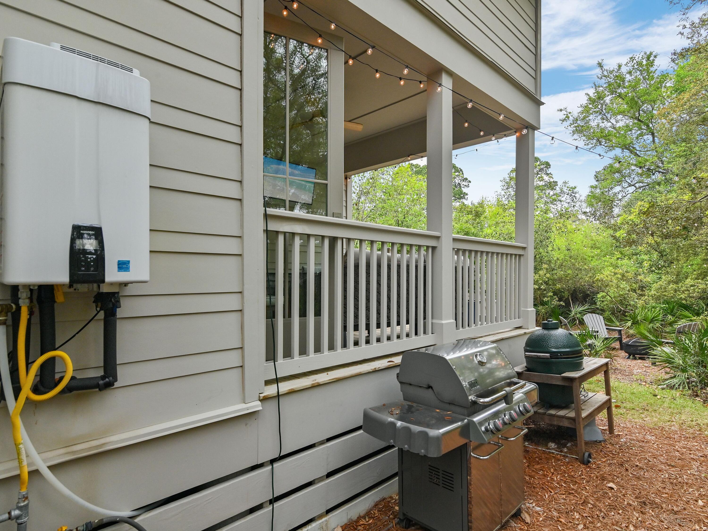 GRAYTON BAYOU - Residential