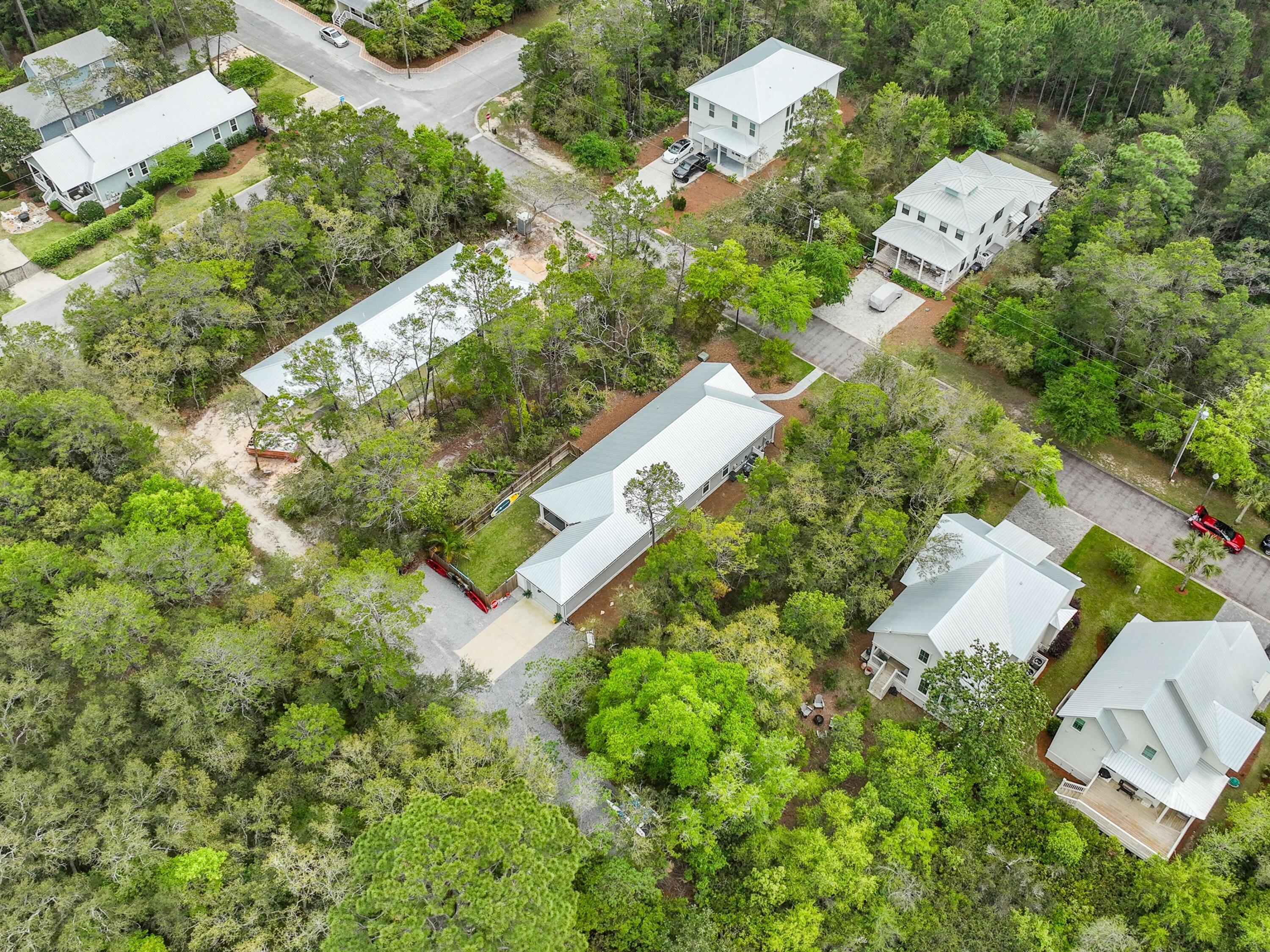 GRAYTON BAYOU - Residential