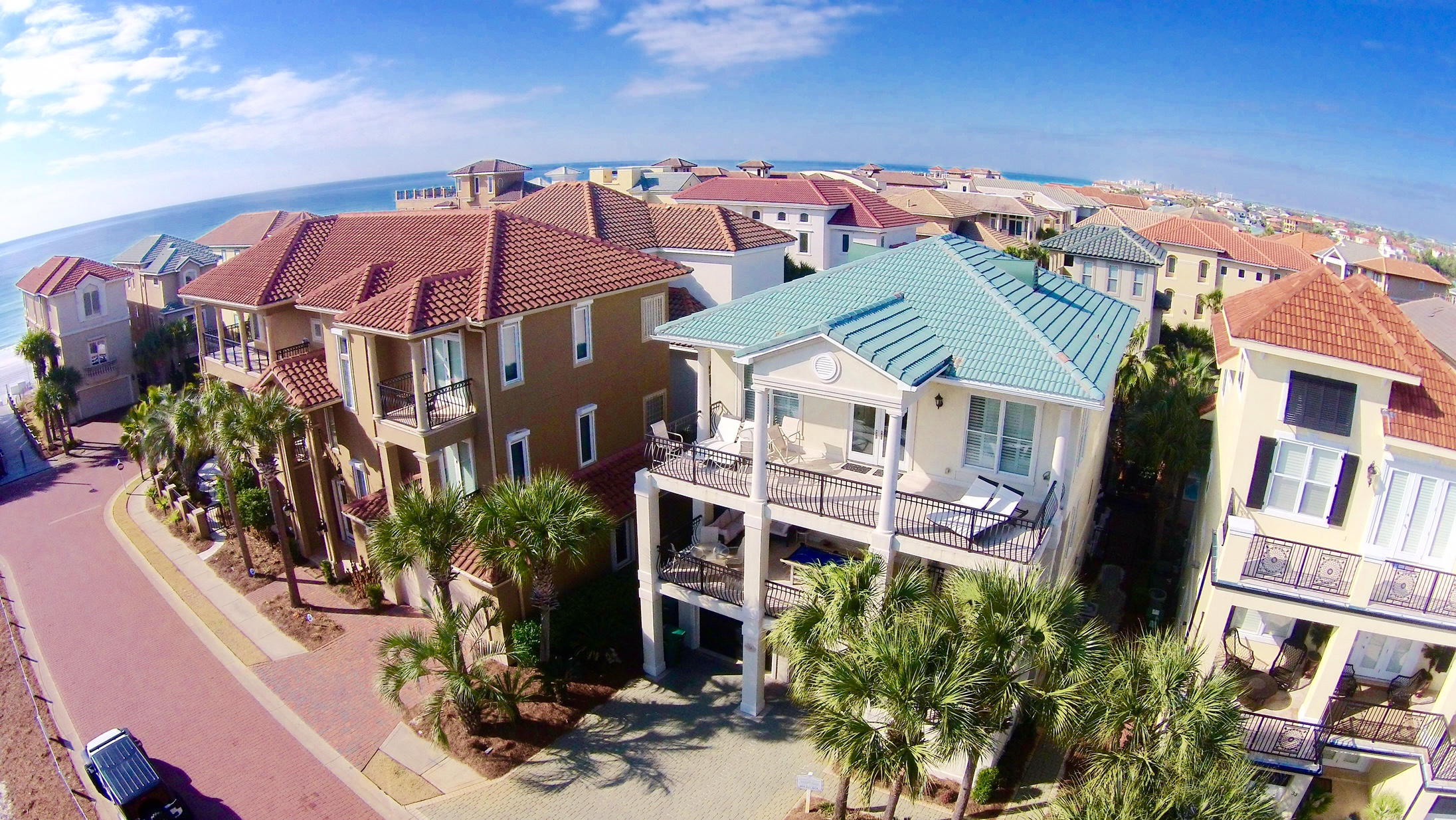 DESTINY BY THE SEA - Residential