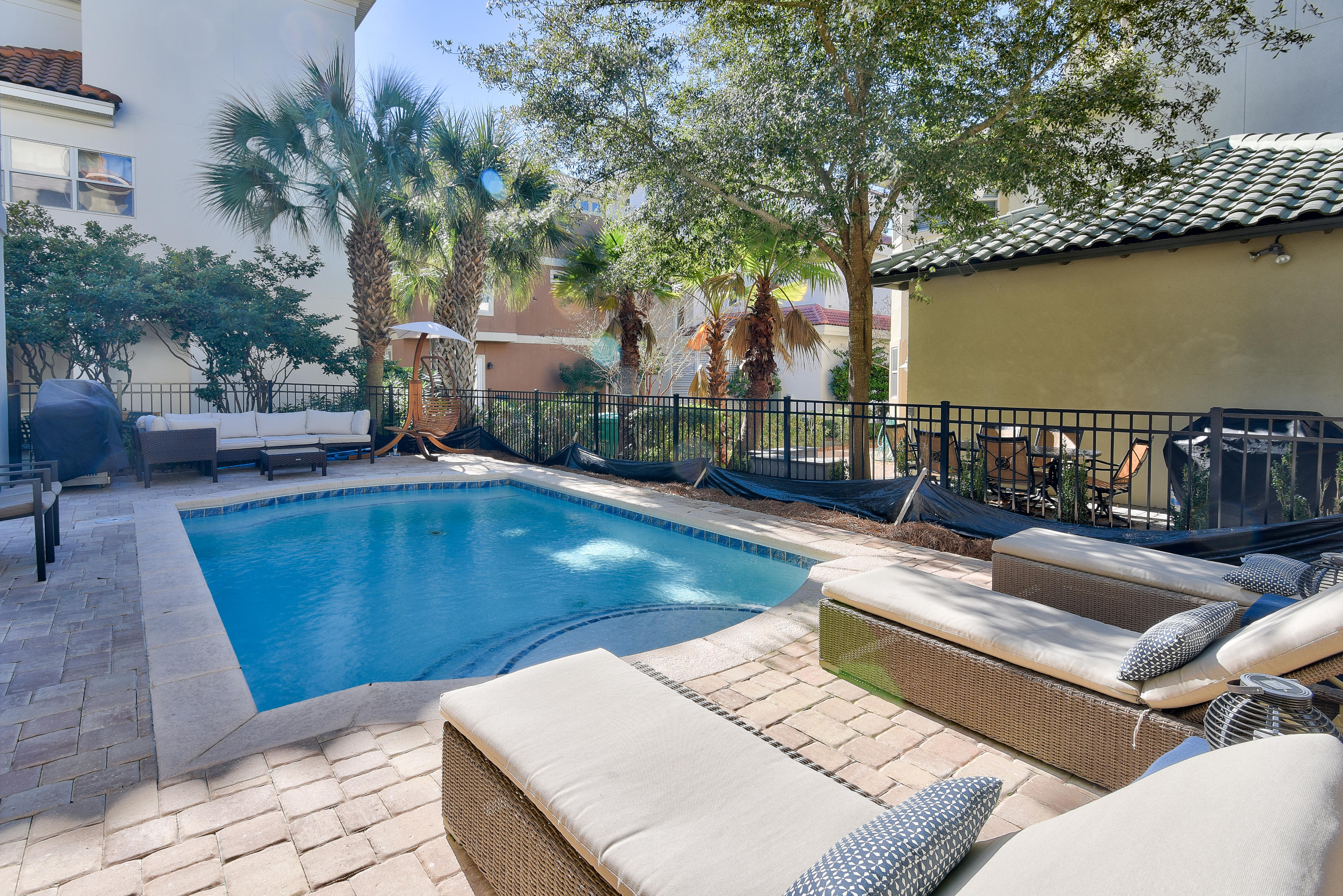 DESTINY BY THE SEA - Residential