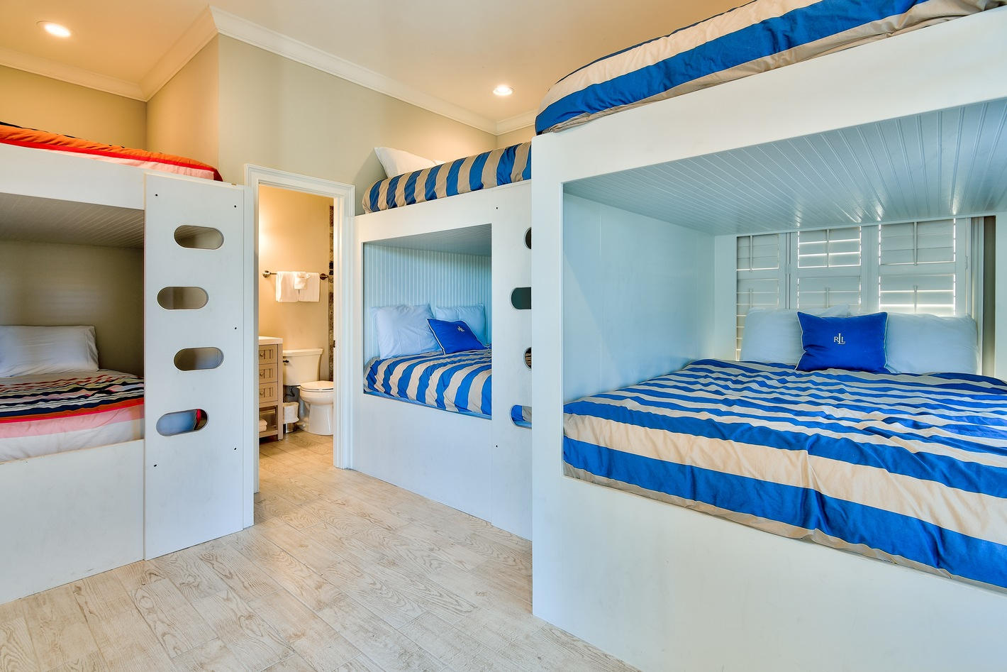 DESTINY BY THE SEA - Residential