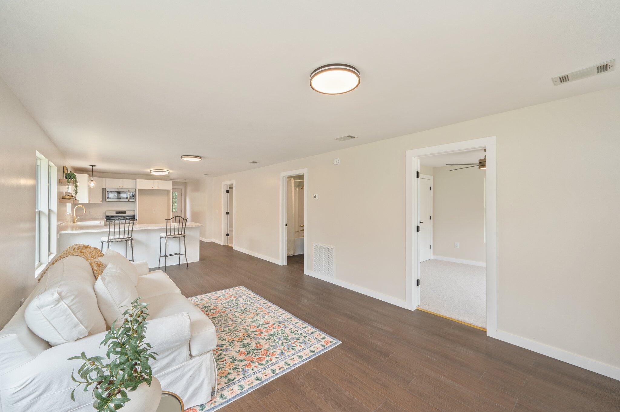 TOWN OF DEFUNIAK SPRINGS - Residential