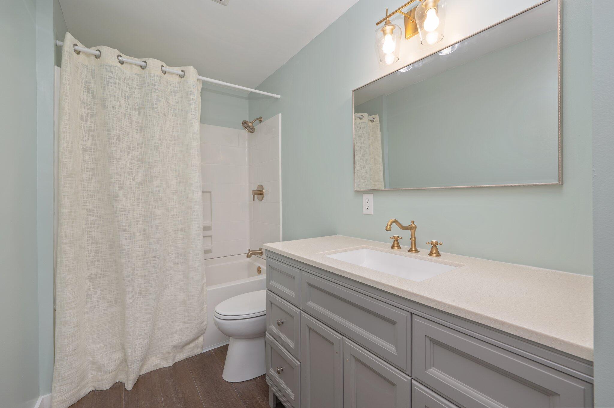 TOWN OF DEFUNIAK SPRINGS - Residential