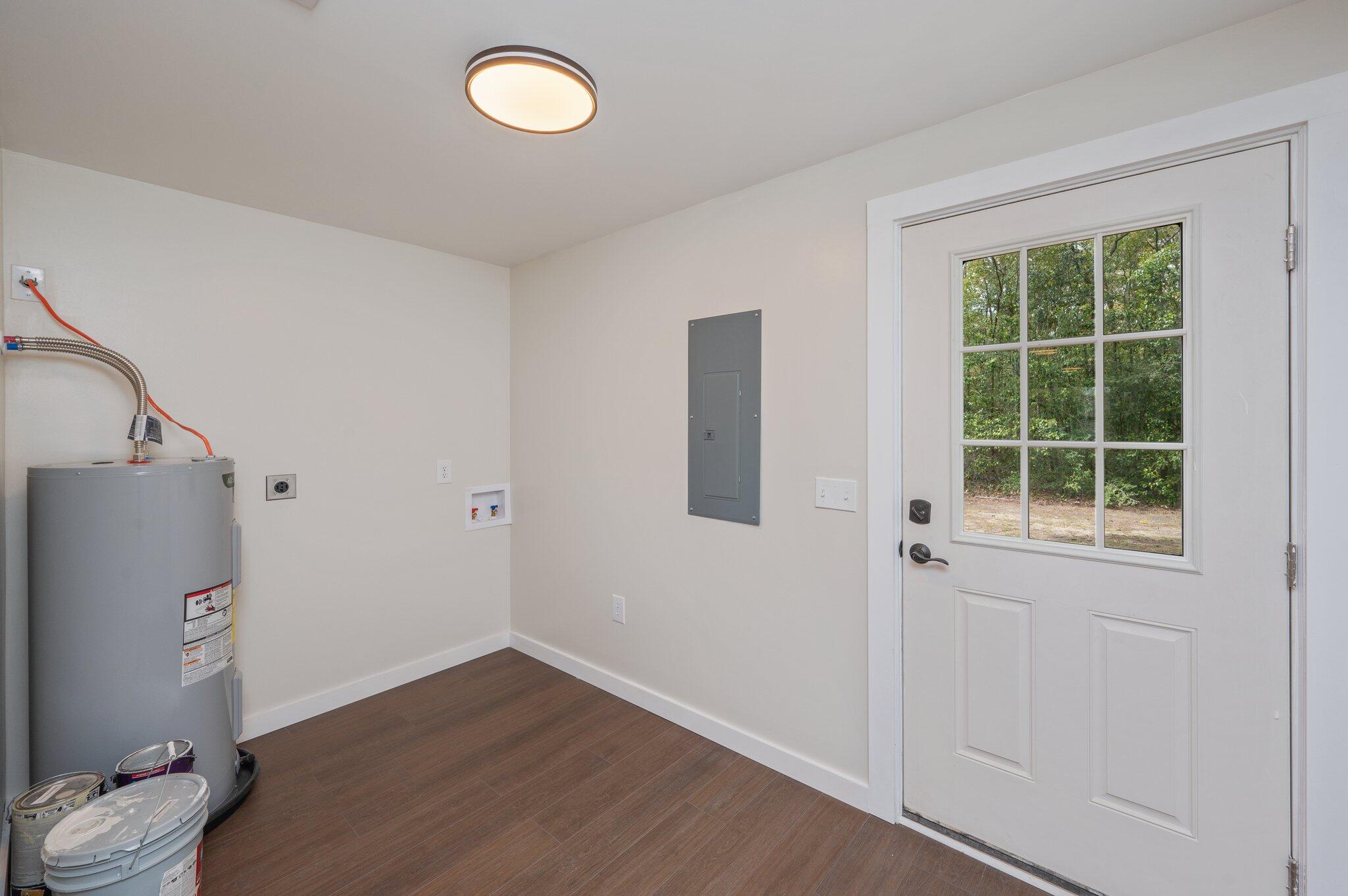 TOWN OF DEFUNIAK SPRINGS - Residential