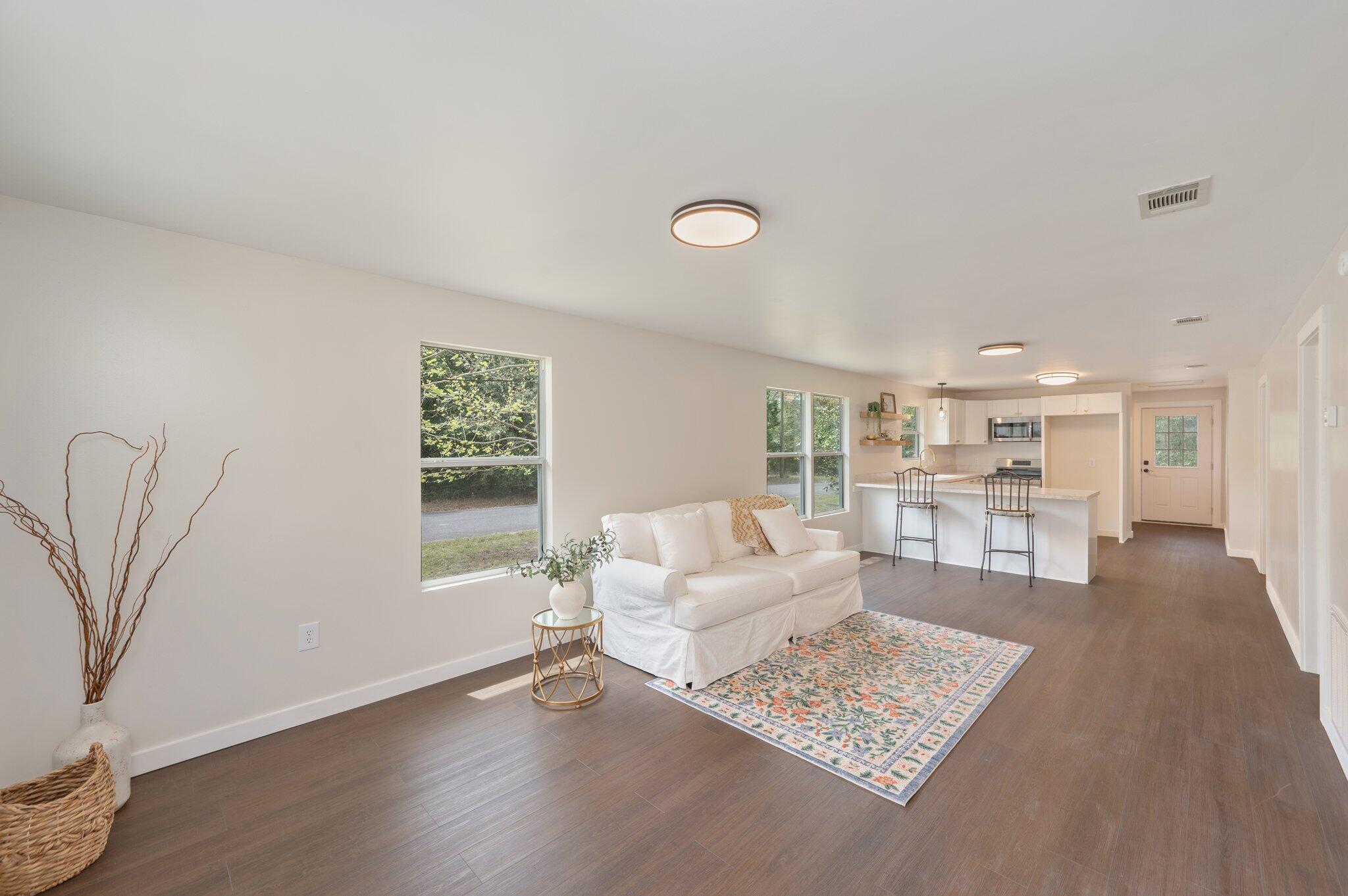 TOWN OF DEFUNIAK SPRINGS - Residential