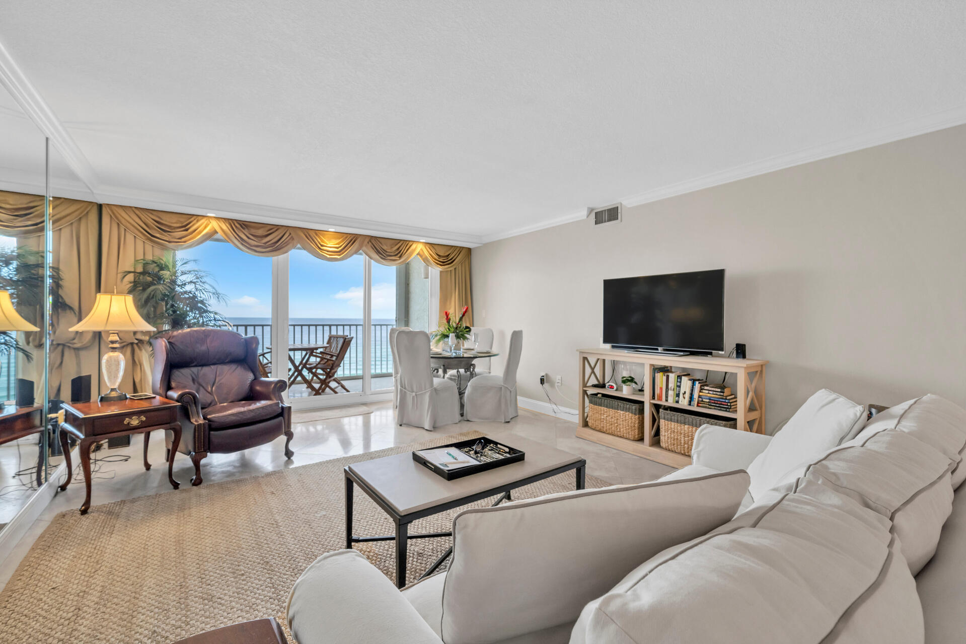 GRAND MARINER PH 3 - Residential