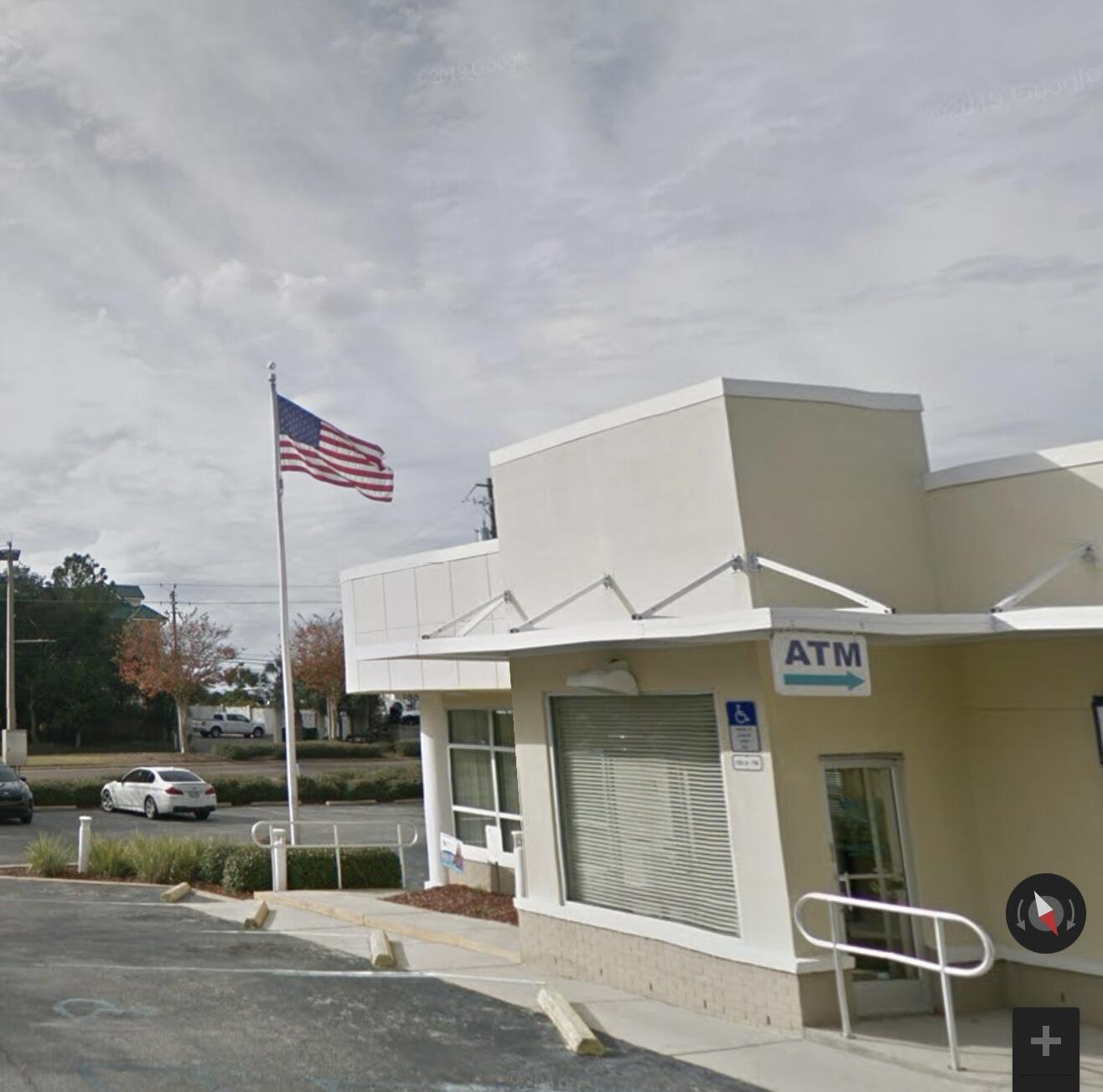 2300 sf free standing commercial building