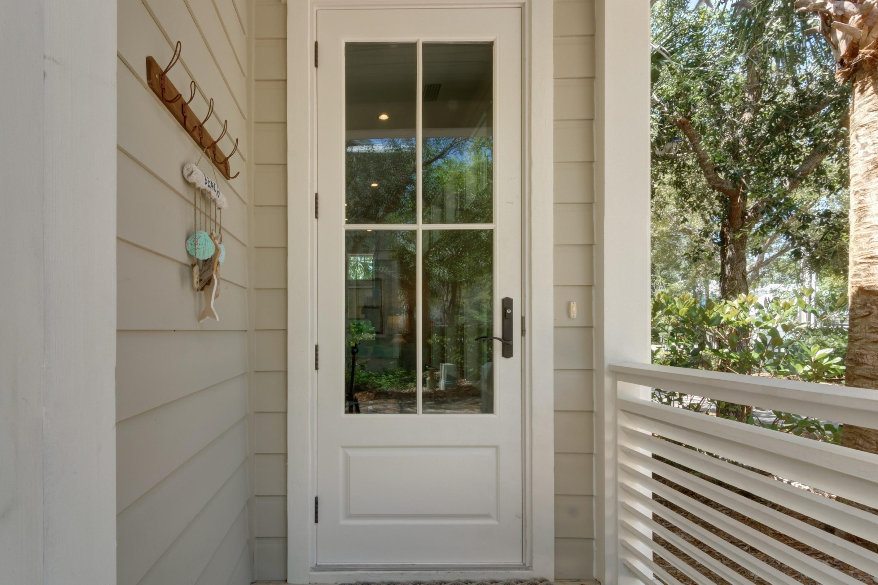 COTTAGES AT EASTERN LAKE - Residential