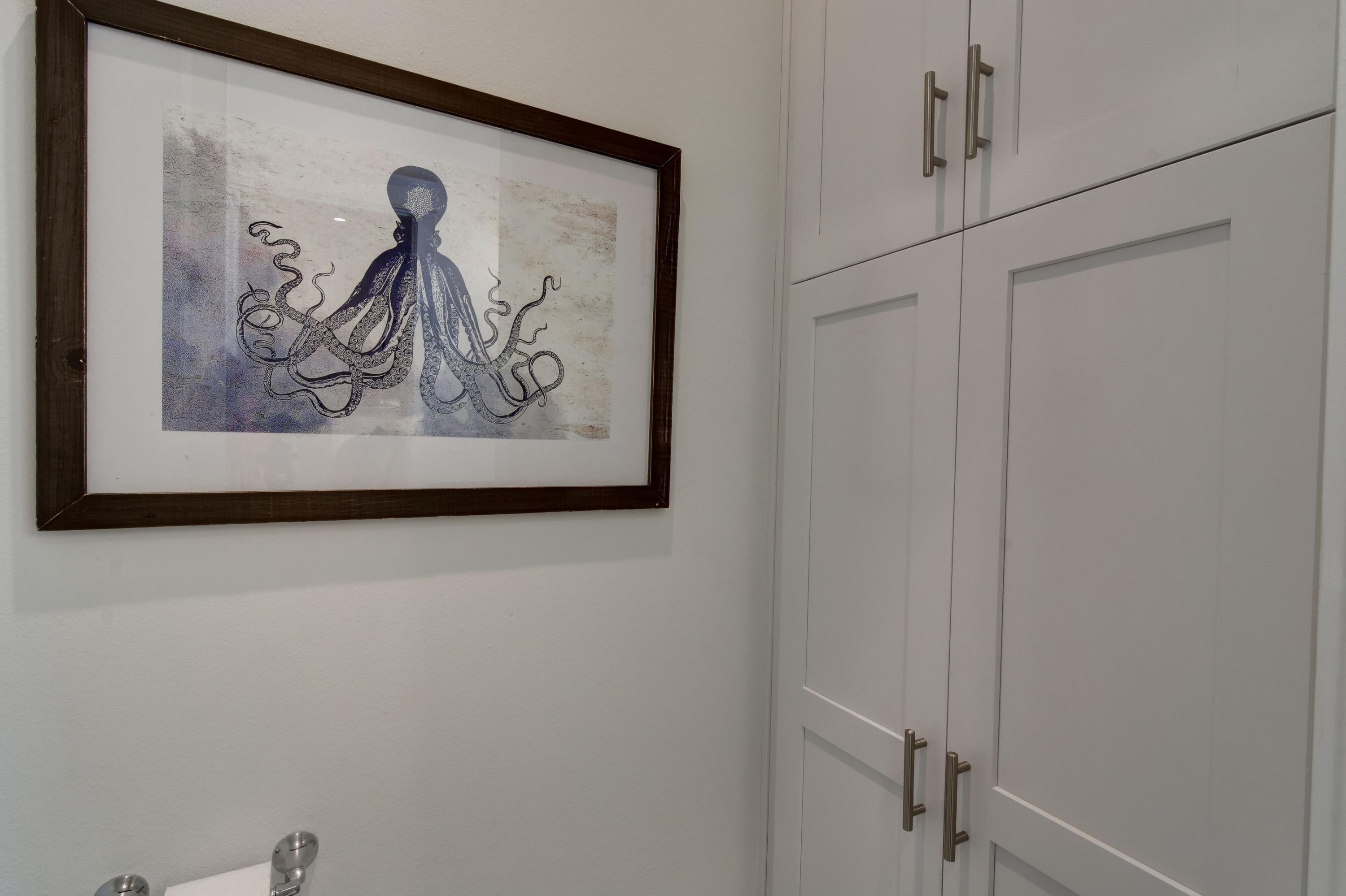 COTTAGES AT EASTERN LAKE - Residential