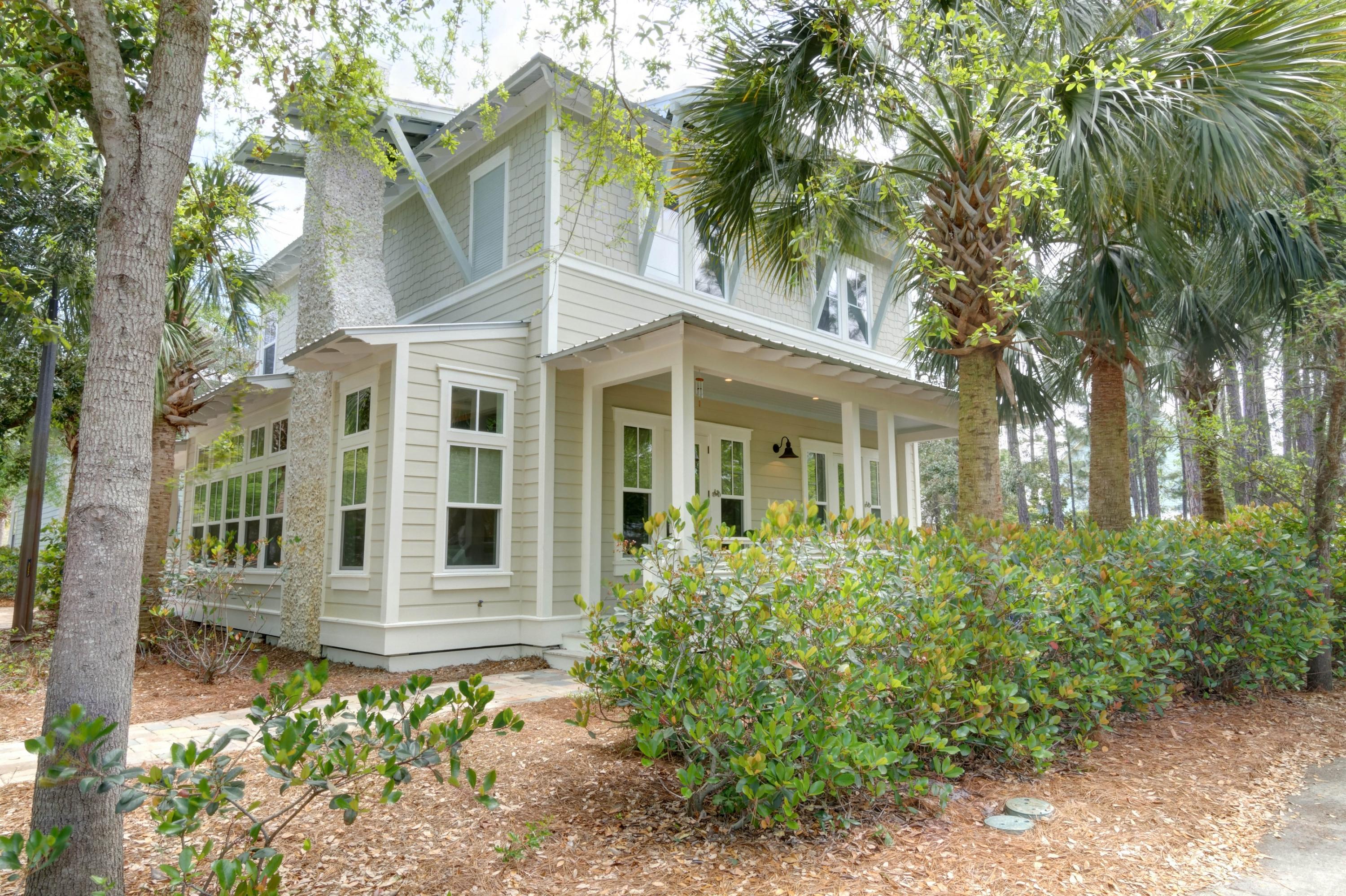 COTTAGES AT EASTERN LAKE - Residential