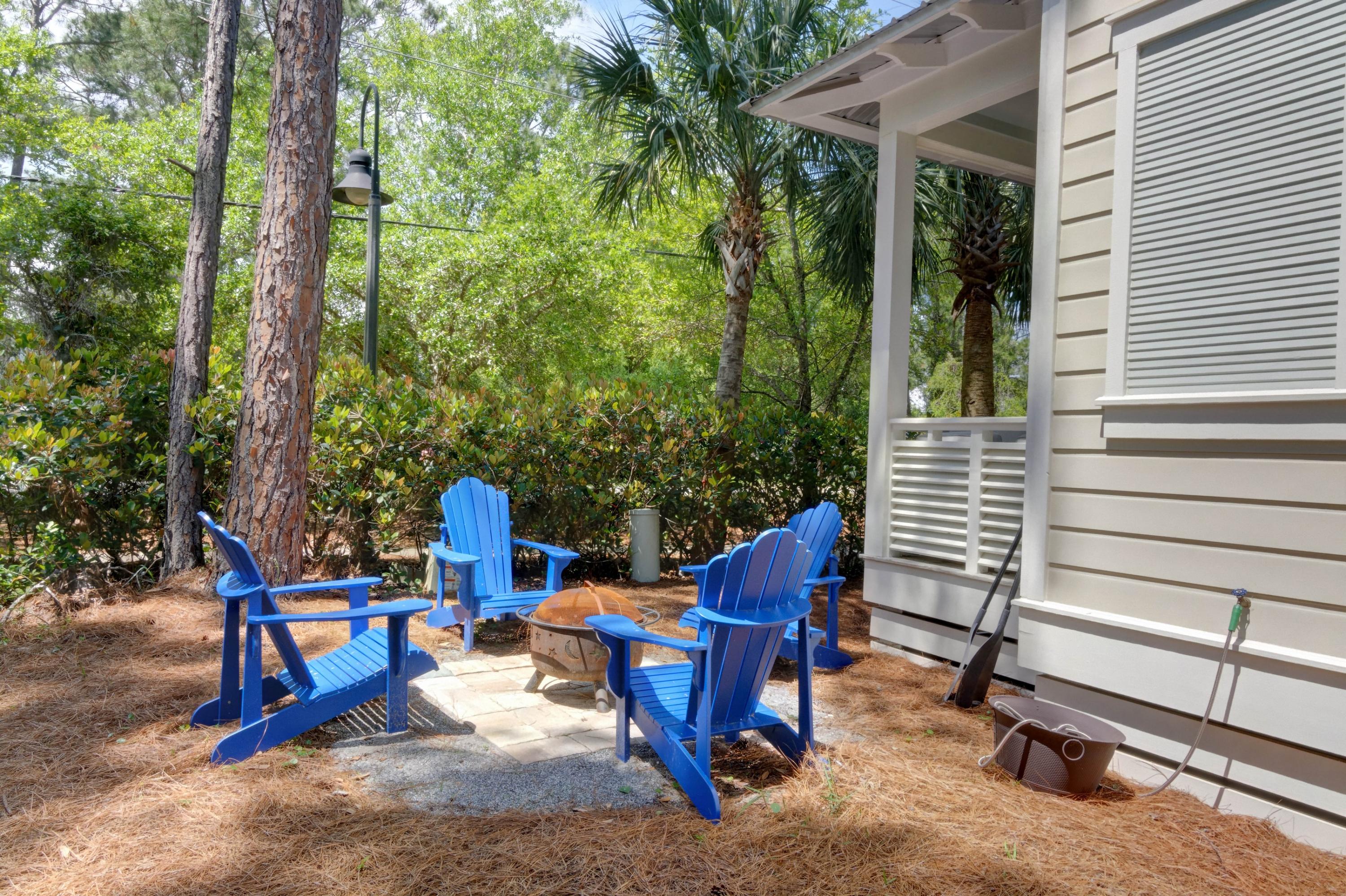 COTTAGES AT EASTERN LAKE - Residential