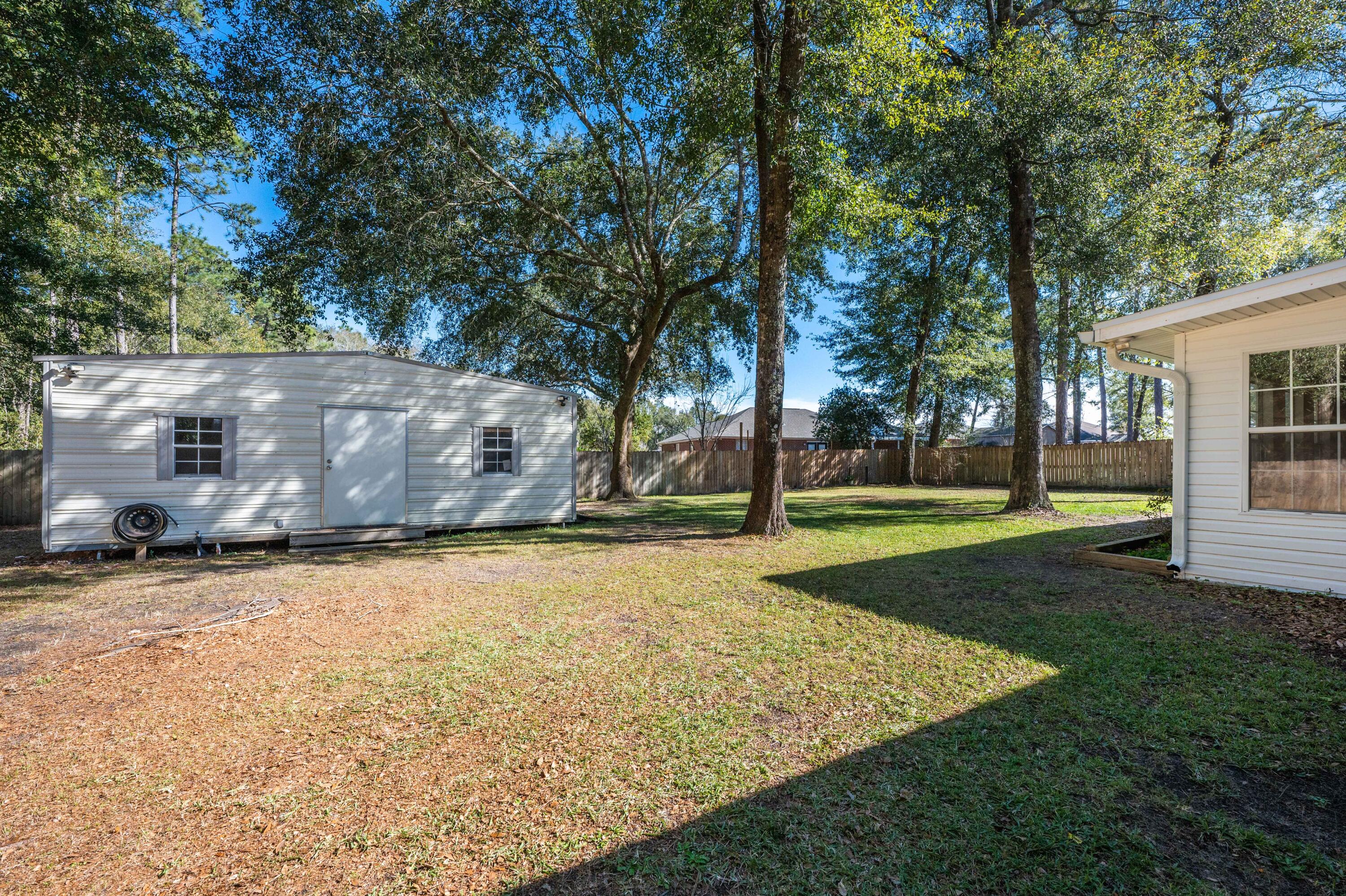 WOODBURY FOREST - Residential