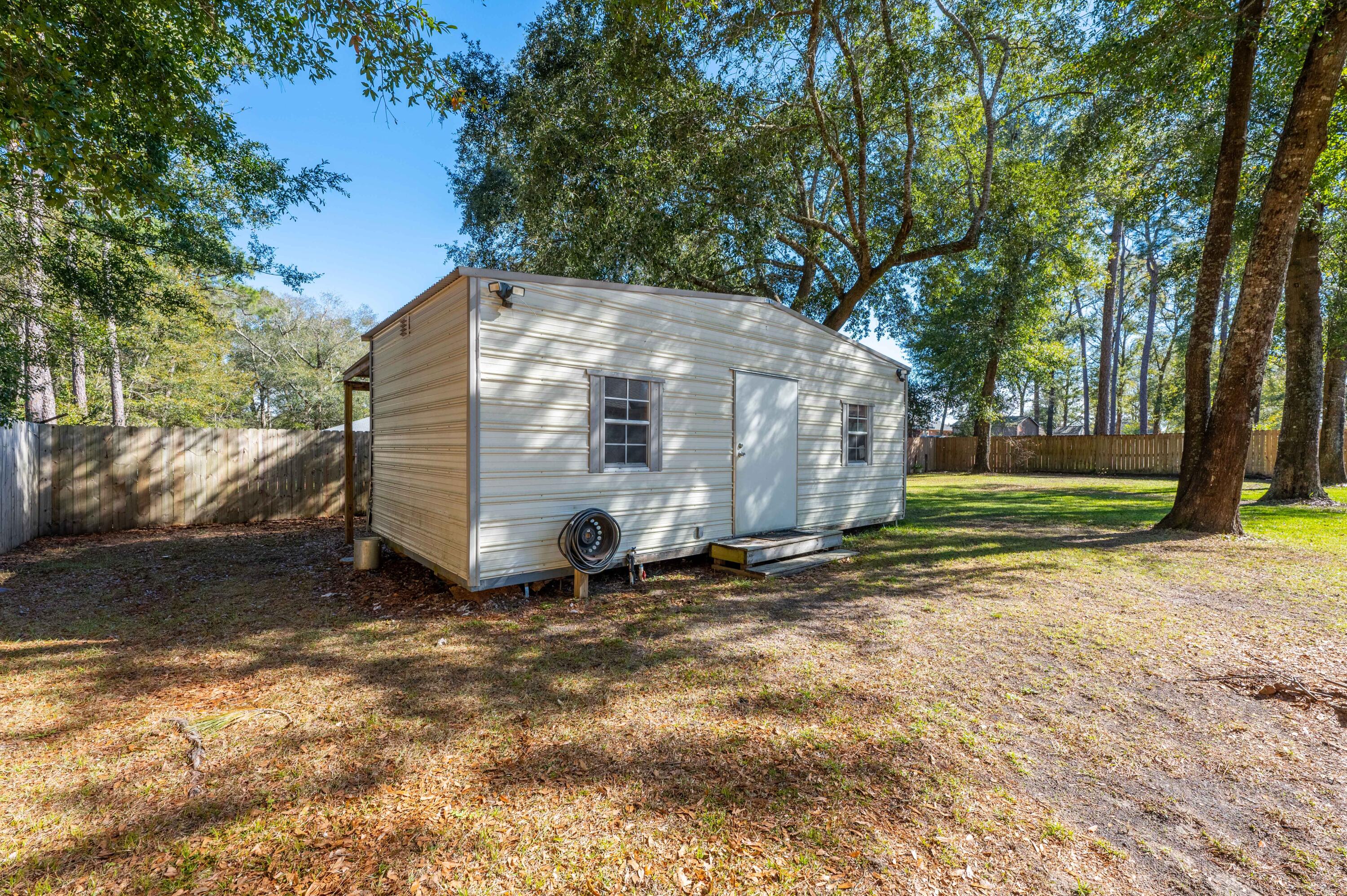 WOODBURY FOREST - Residential