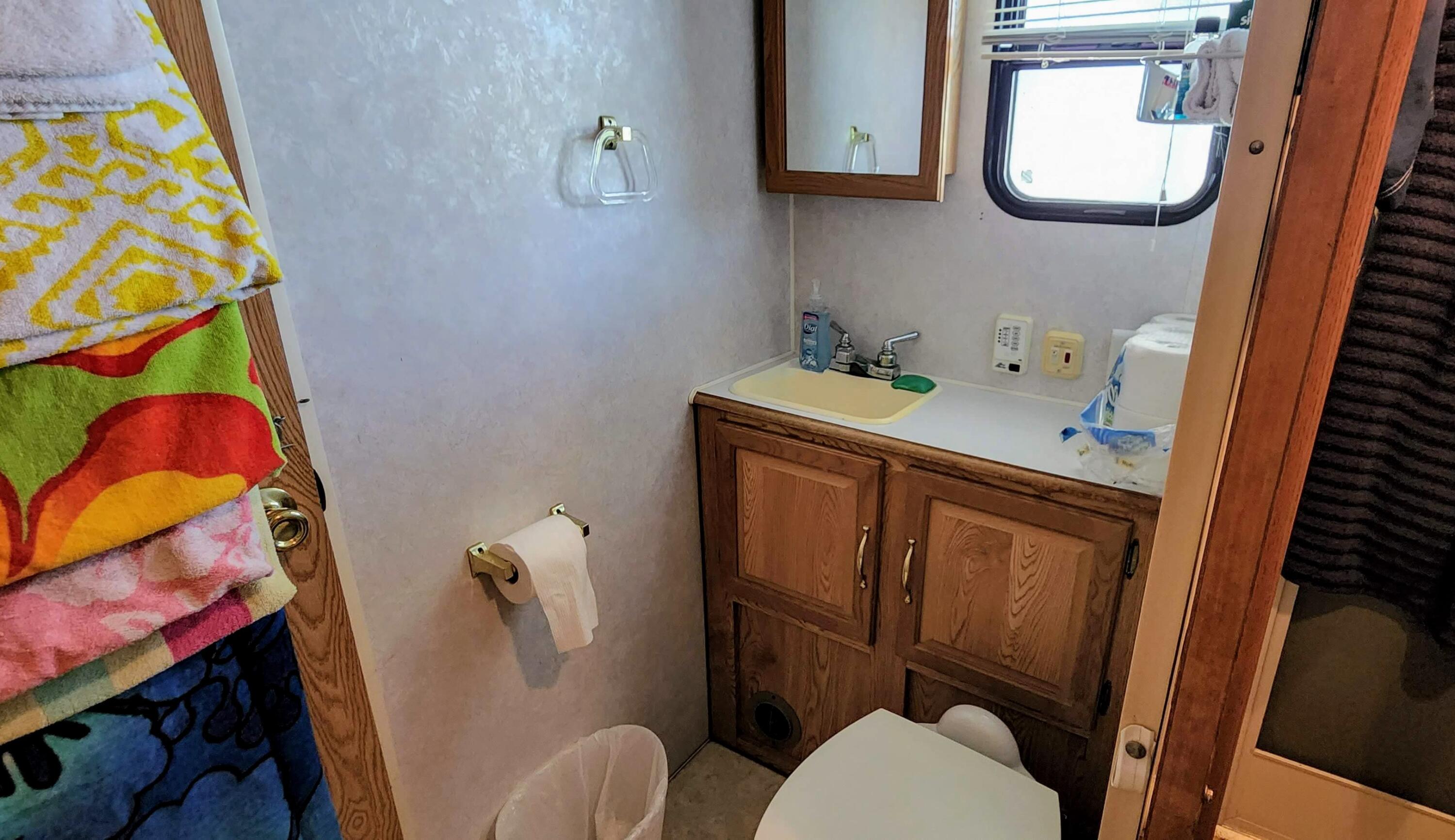 LAKEVIEW ESTATES - Land