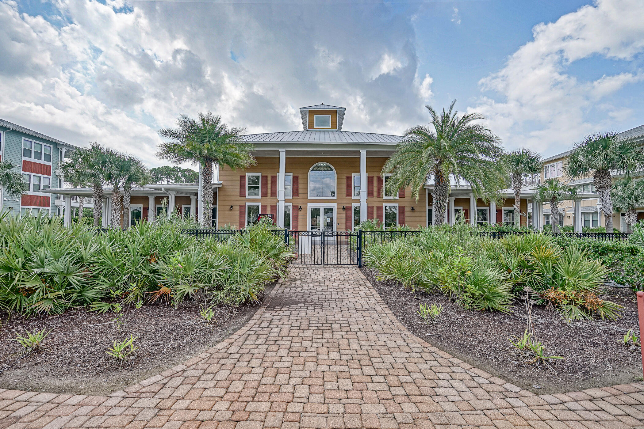 ISLAND RESERVE - Residential