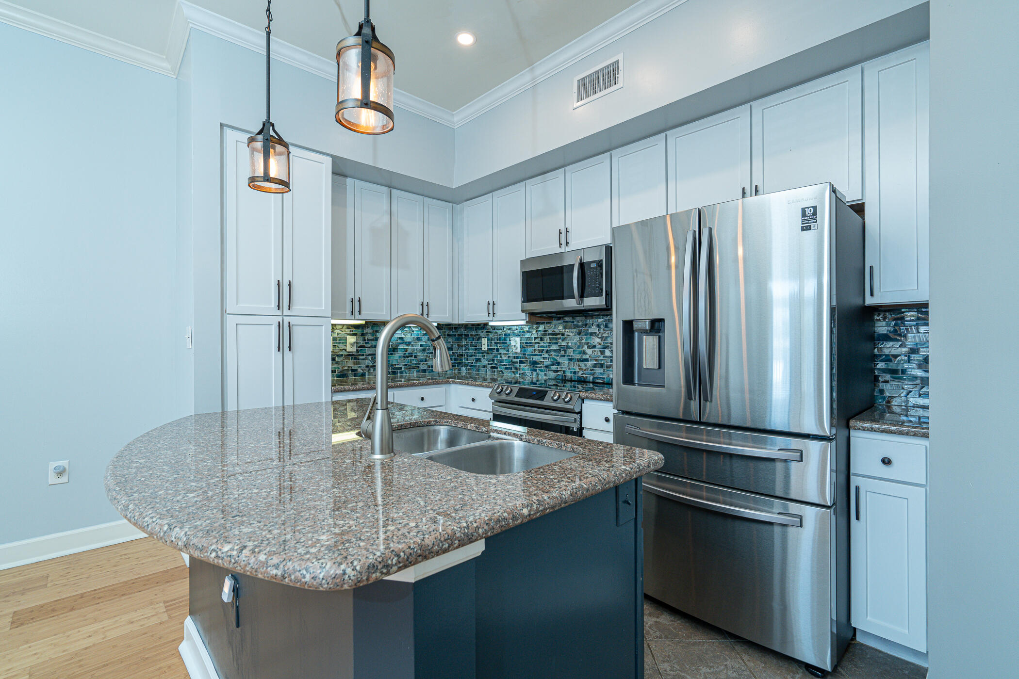 ISLAND RESERVE - Residential