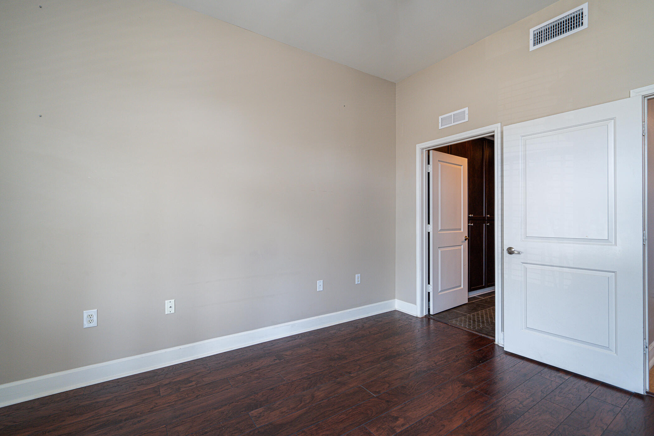 ISLAND RESERVE - Residential