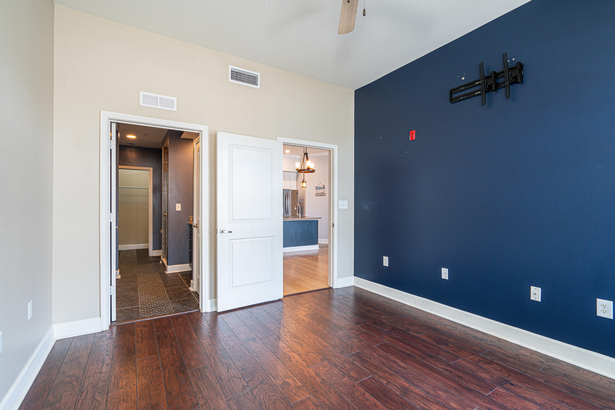 ISLAND RESERVE - Residential