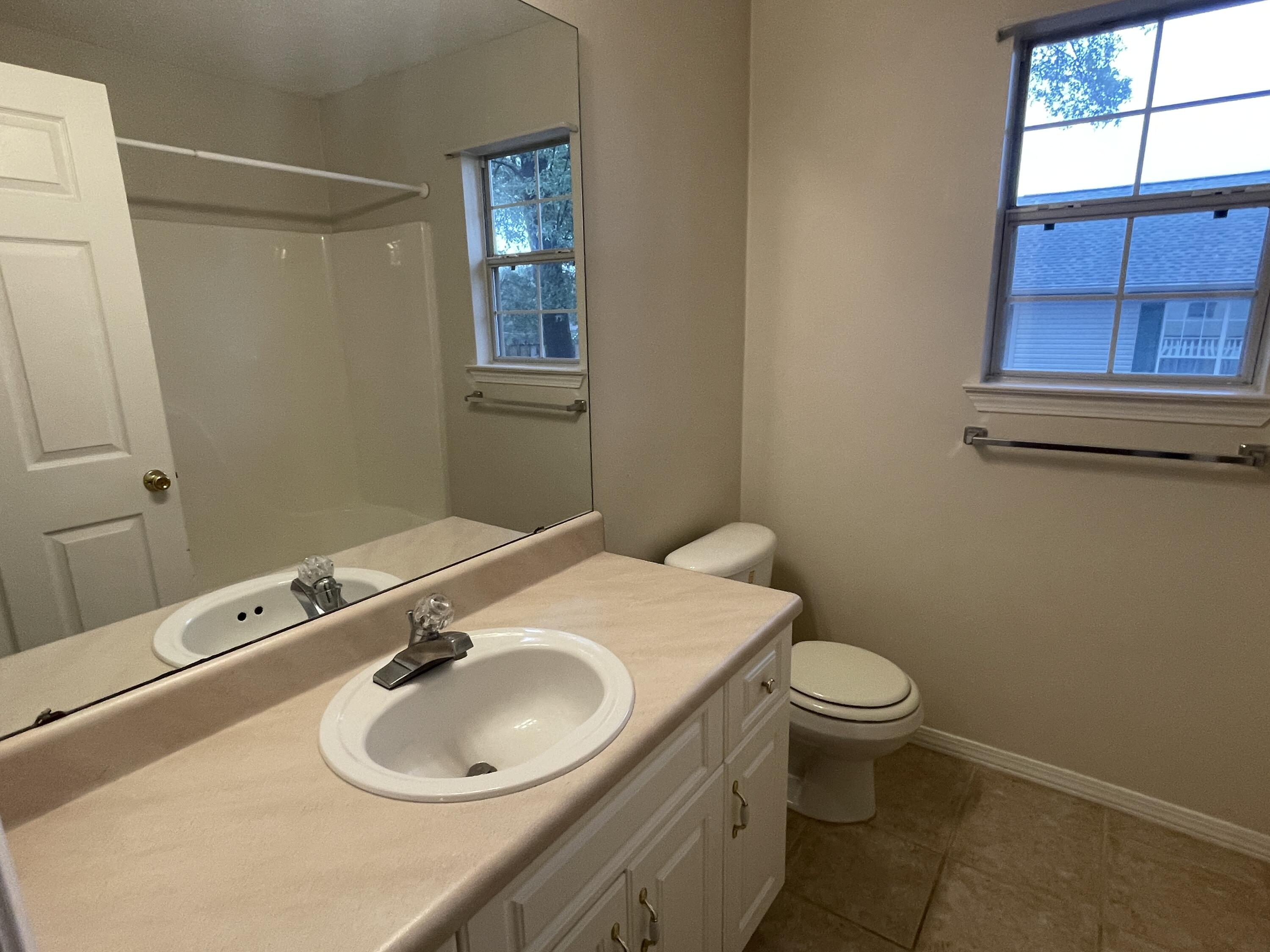 WINDING CREEK EST PH II - Residential Lease