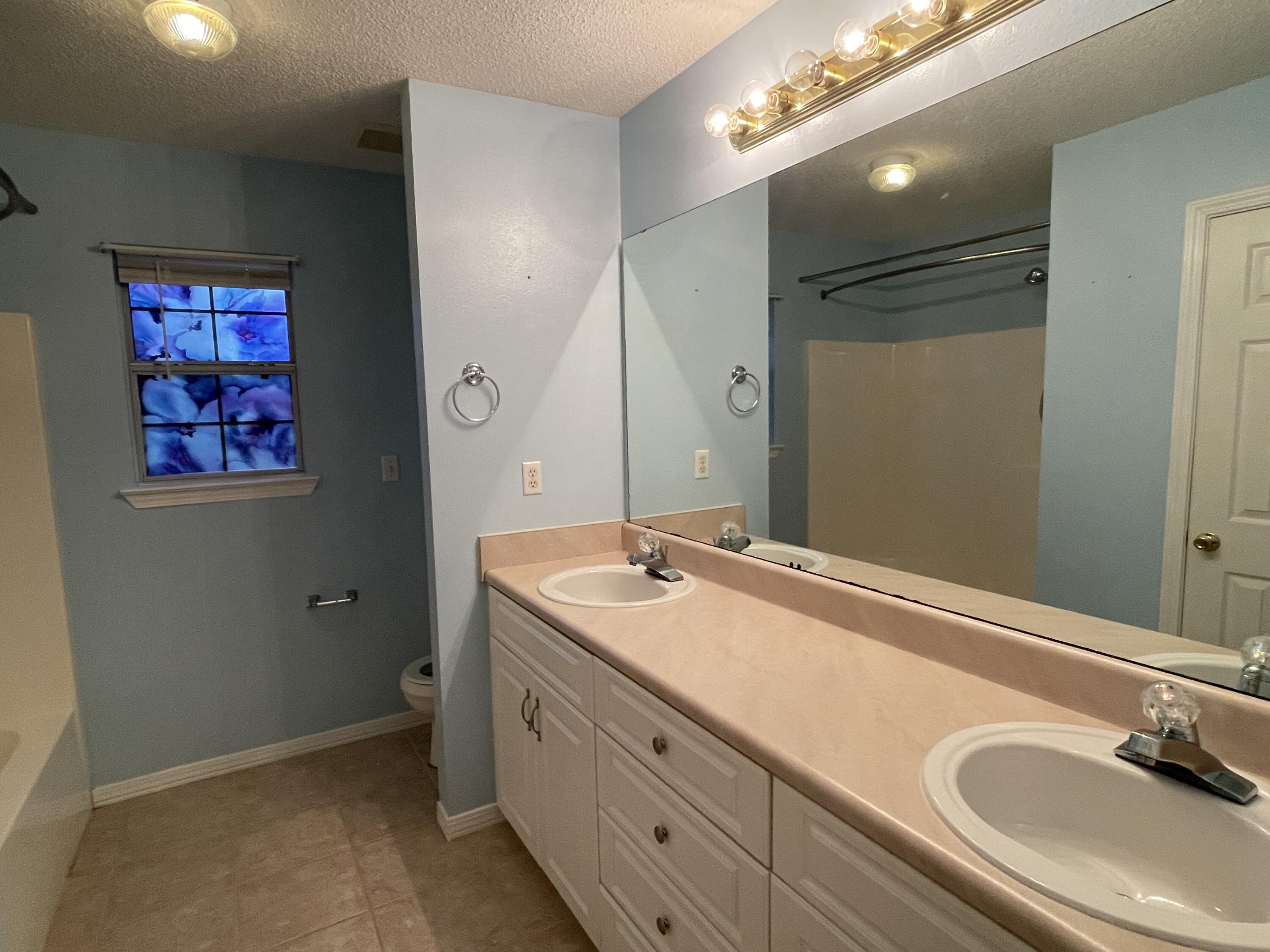 WINDING CREEK EST PH II - Residential Lease
