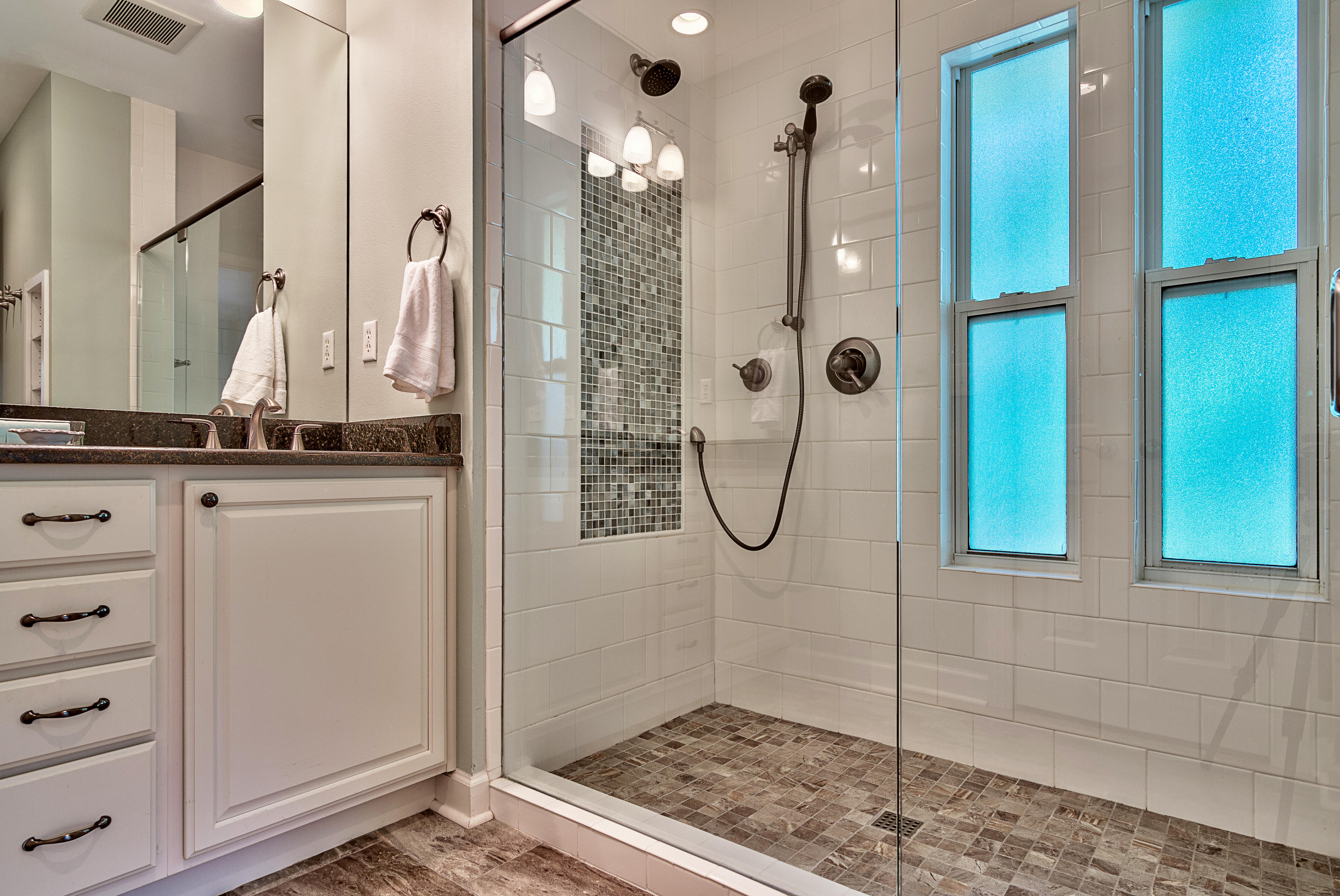 PRESTWICK PLACE - Residential