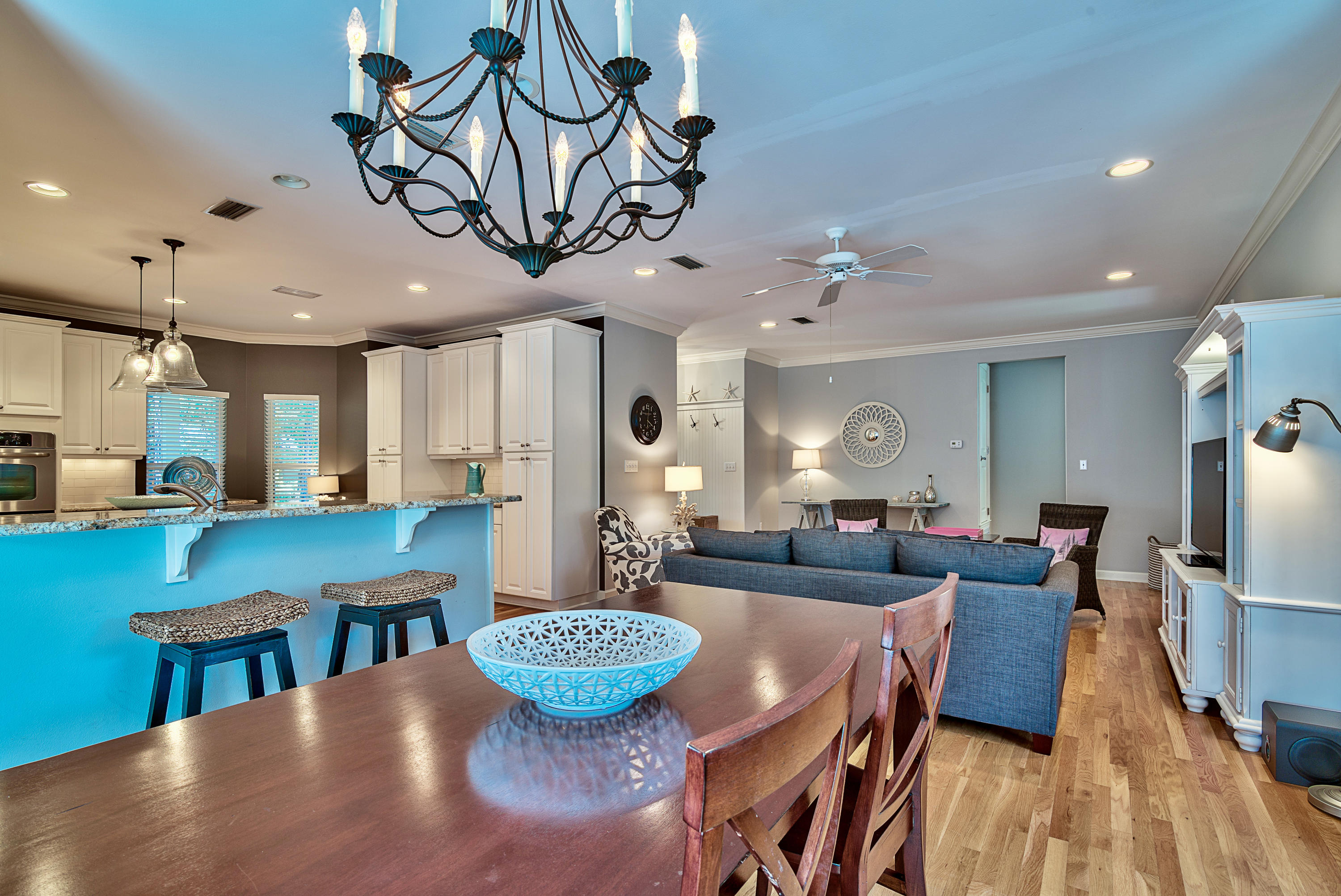 PRESTWICK PLACE - Residential