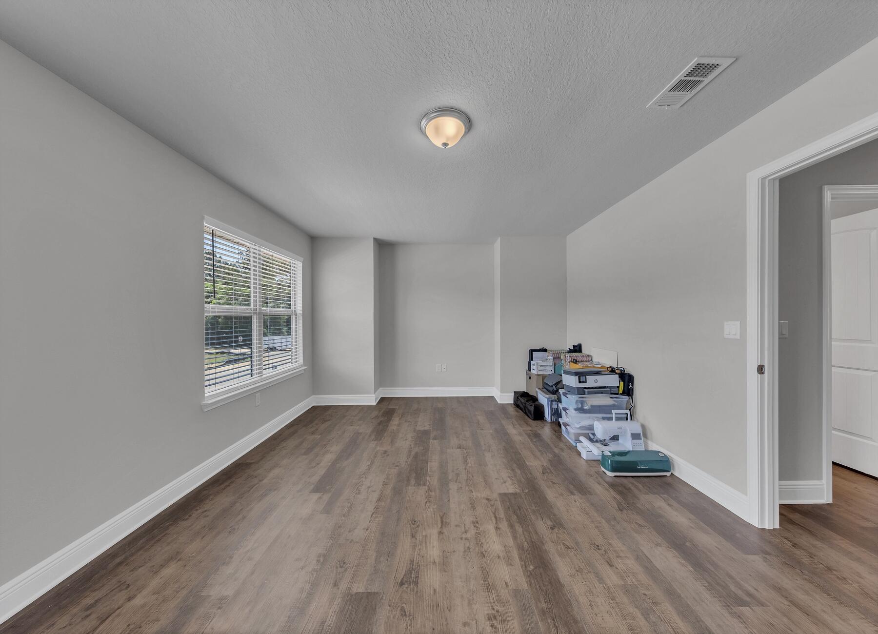 RIDGEWAY LANDING PHASE 1 - Residential Lease