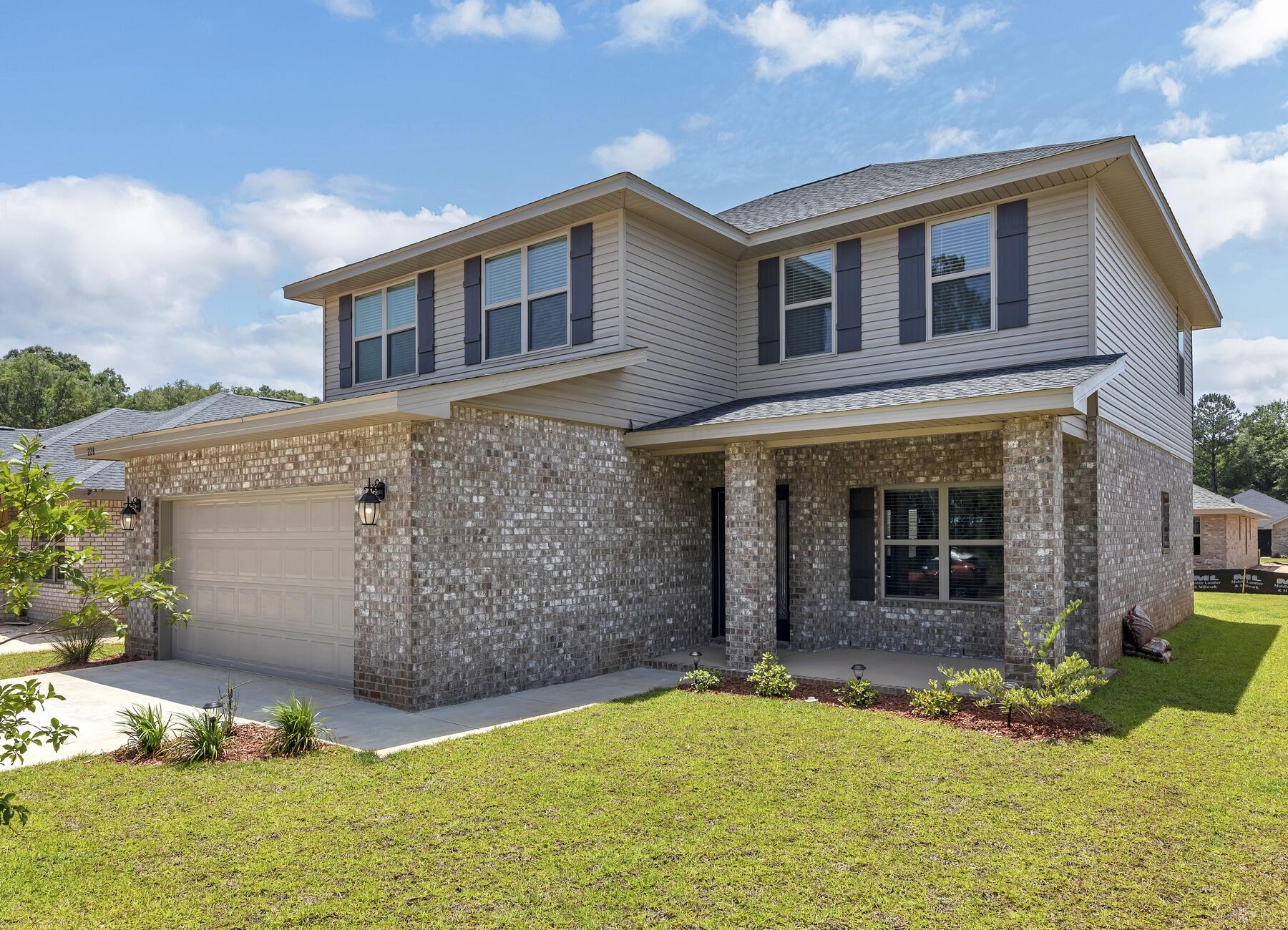 RIDGEWAY LANDING PHASE 1 - Residential Lease