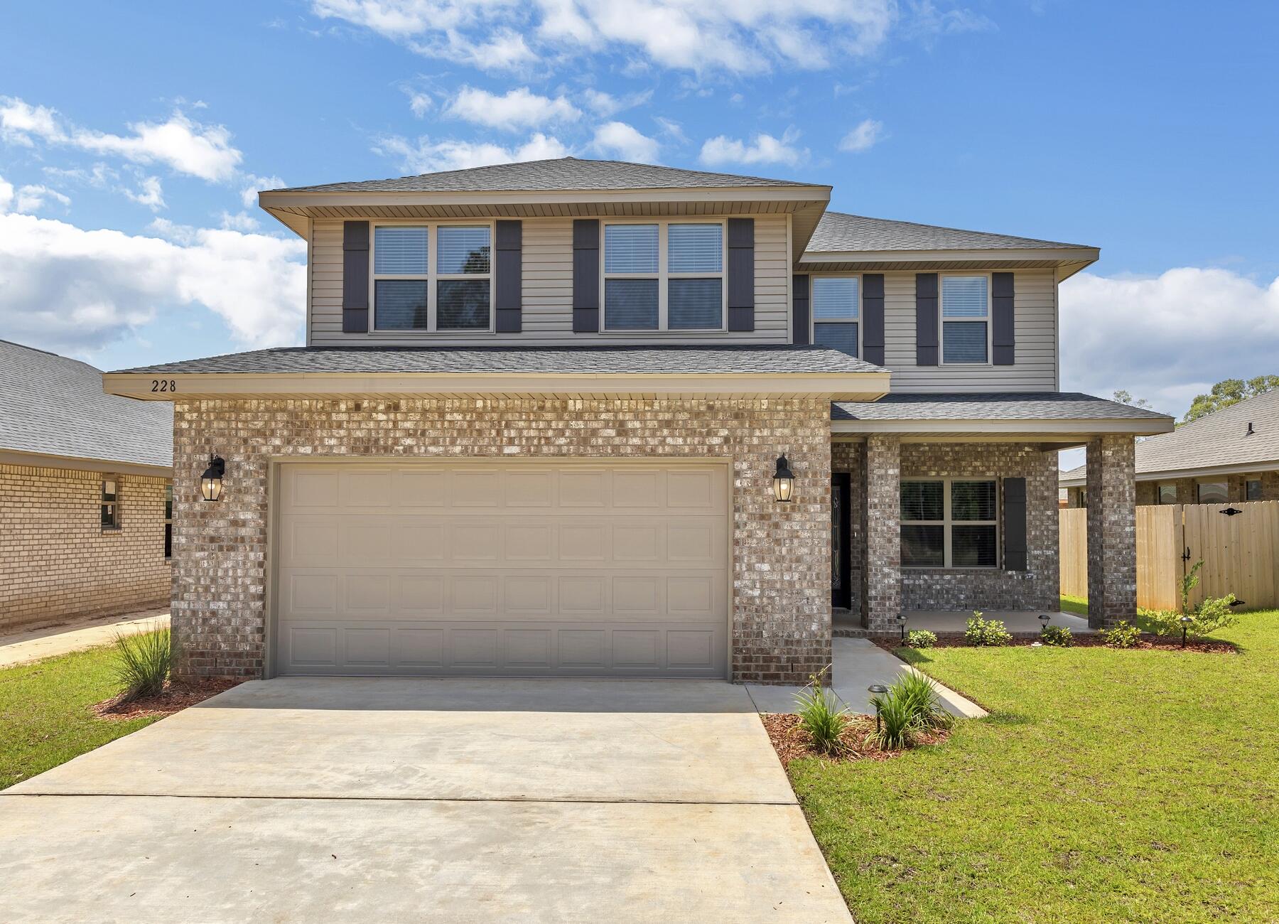 RIDGEWAY LANDING PHASE 1 - Residential Lease