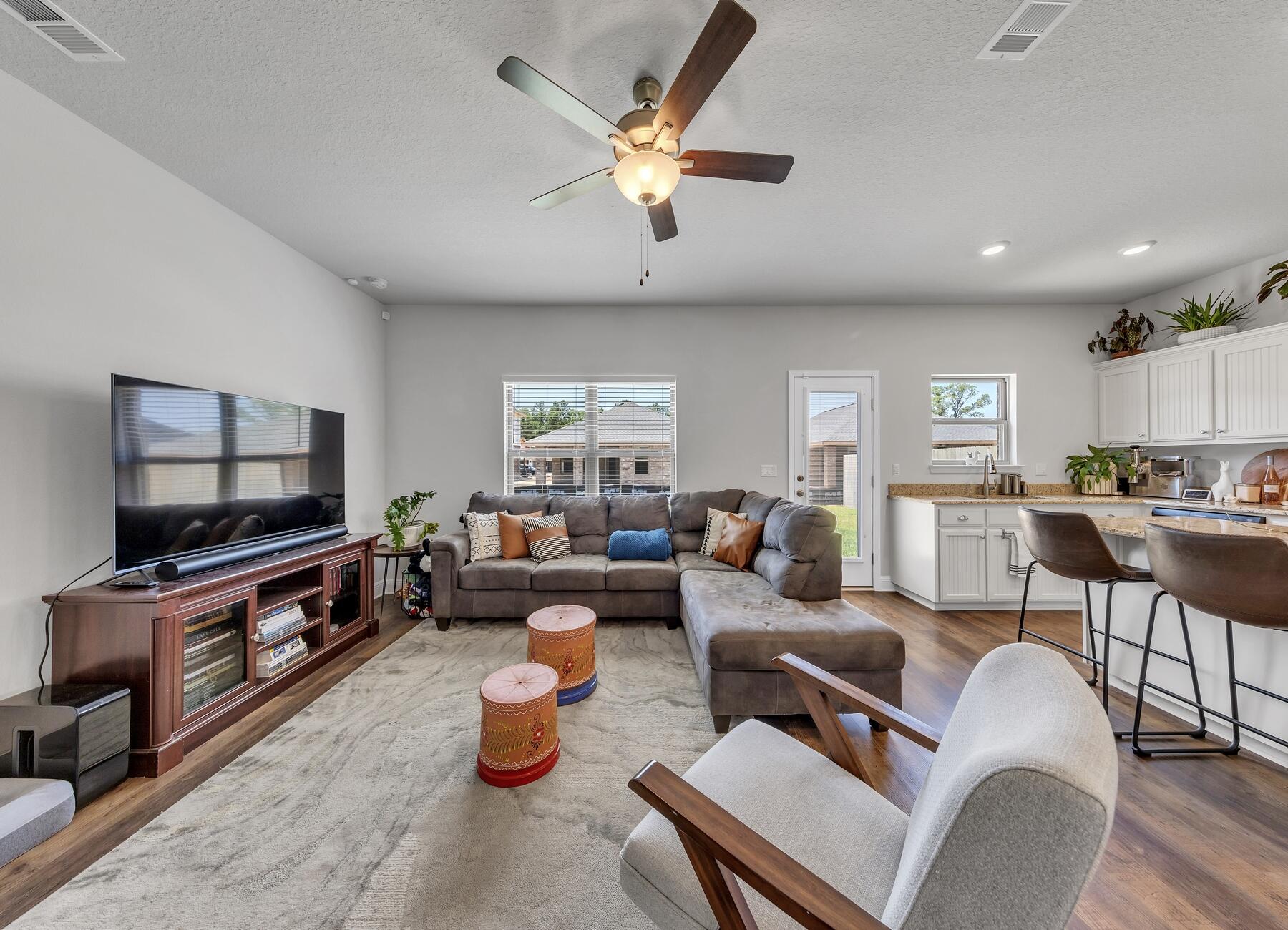 RIDGEWAY LANDING PHASE 1 - Residential Lease