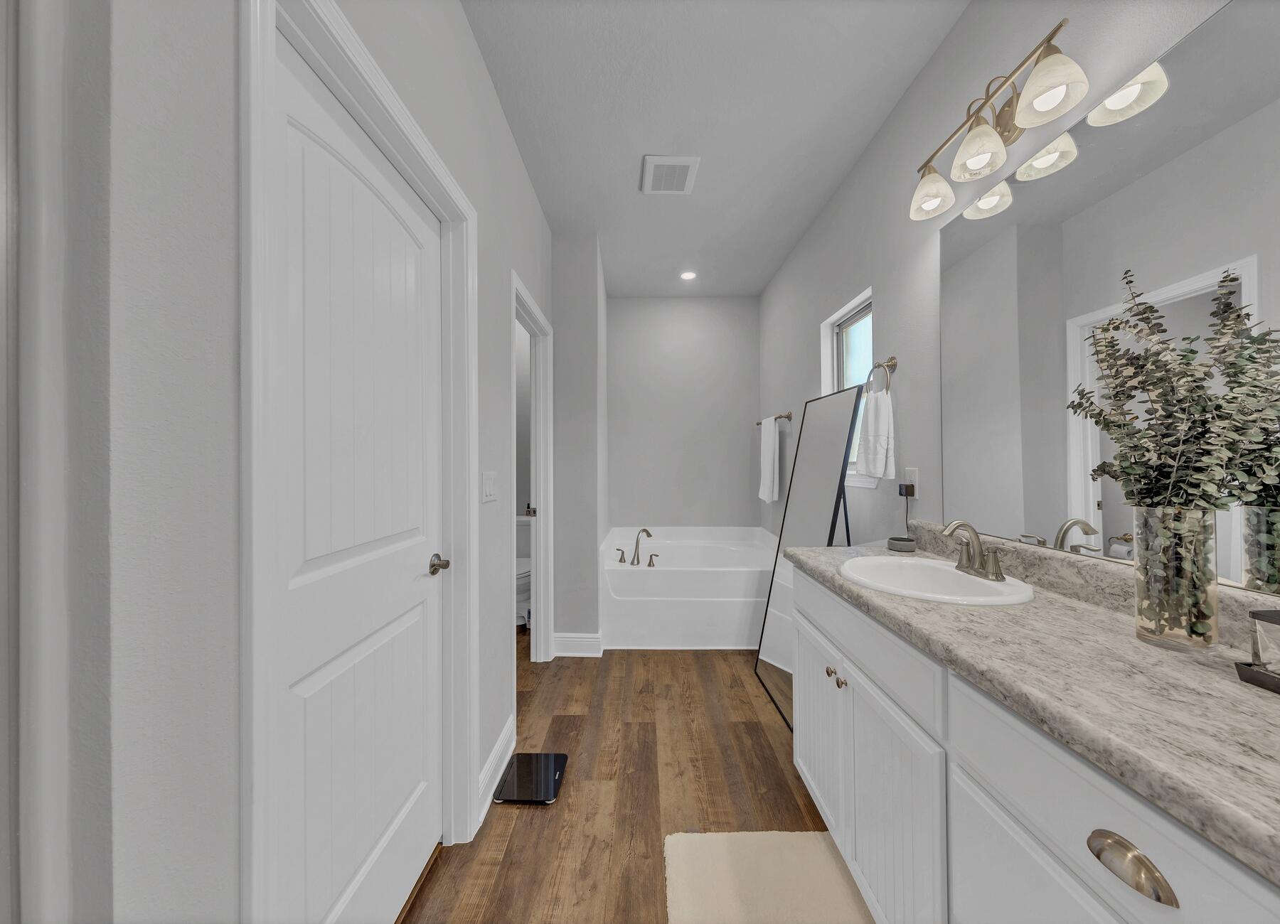 RIDGEWAY LANDING PHASE 1 - Residential Lease