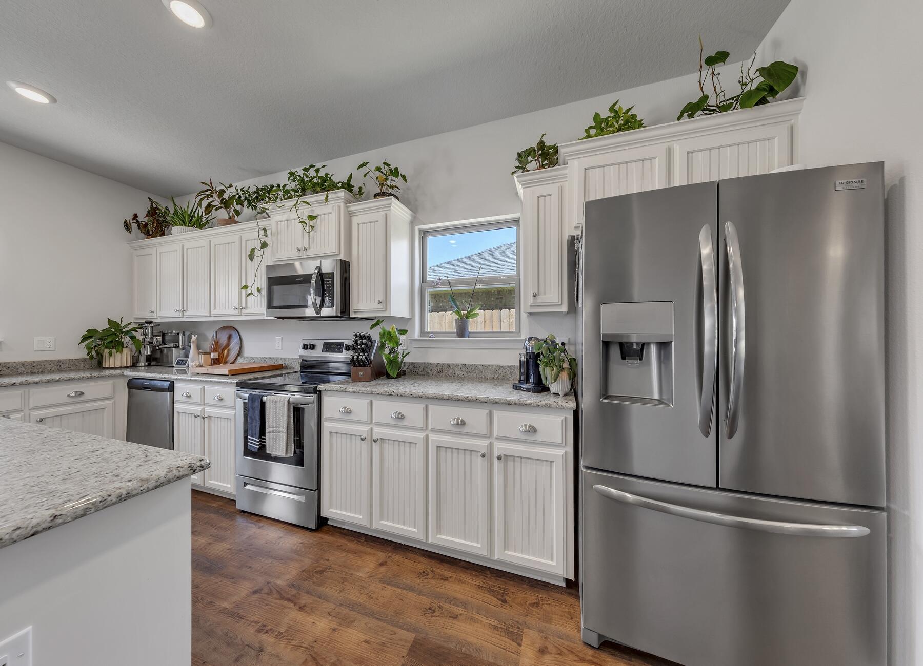 RIDGEWAY LANDING PHASE 1 - Residential Lease