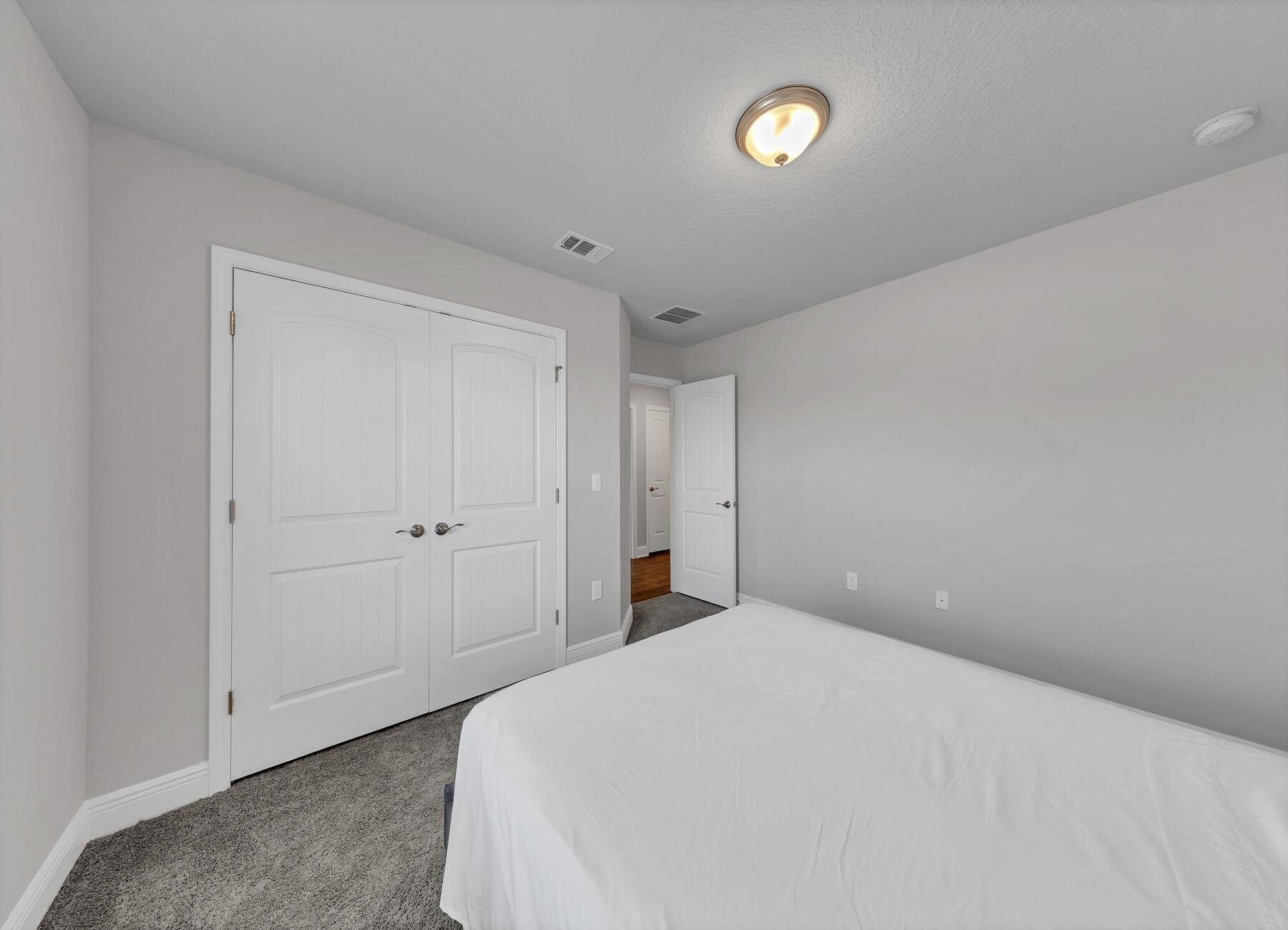 RIDGEWAY LANDING PHASE 1 - Residential Lease