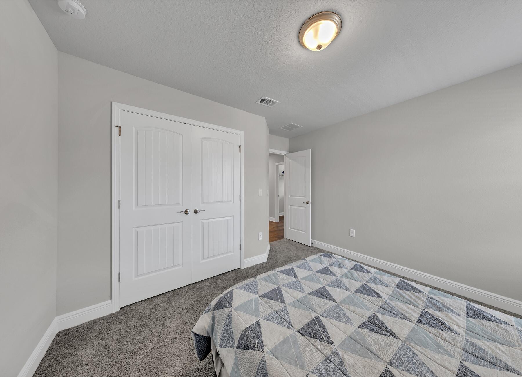 RIDGEWAY LANDING PHASE 1 - Residential Lease