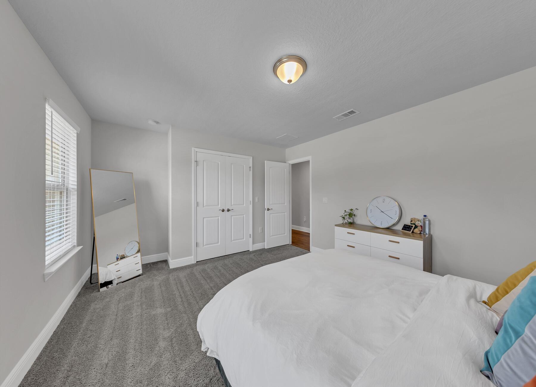 RIDGEWAY LANDING PHASE 1 - Residential Lease