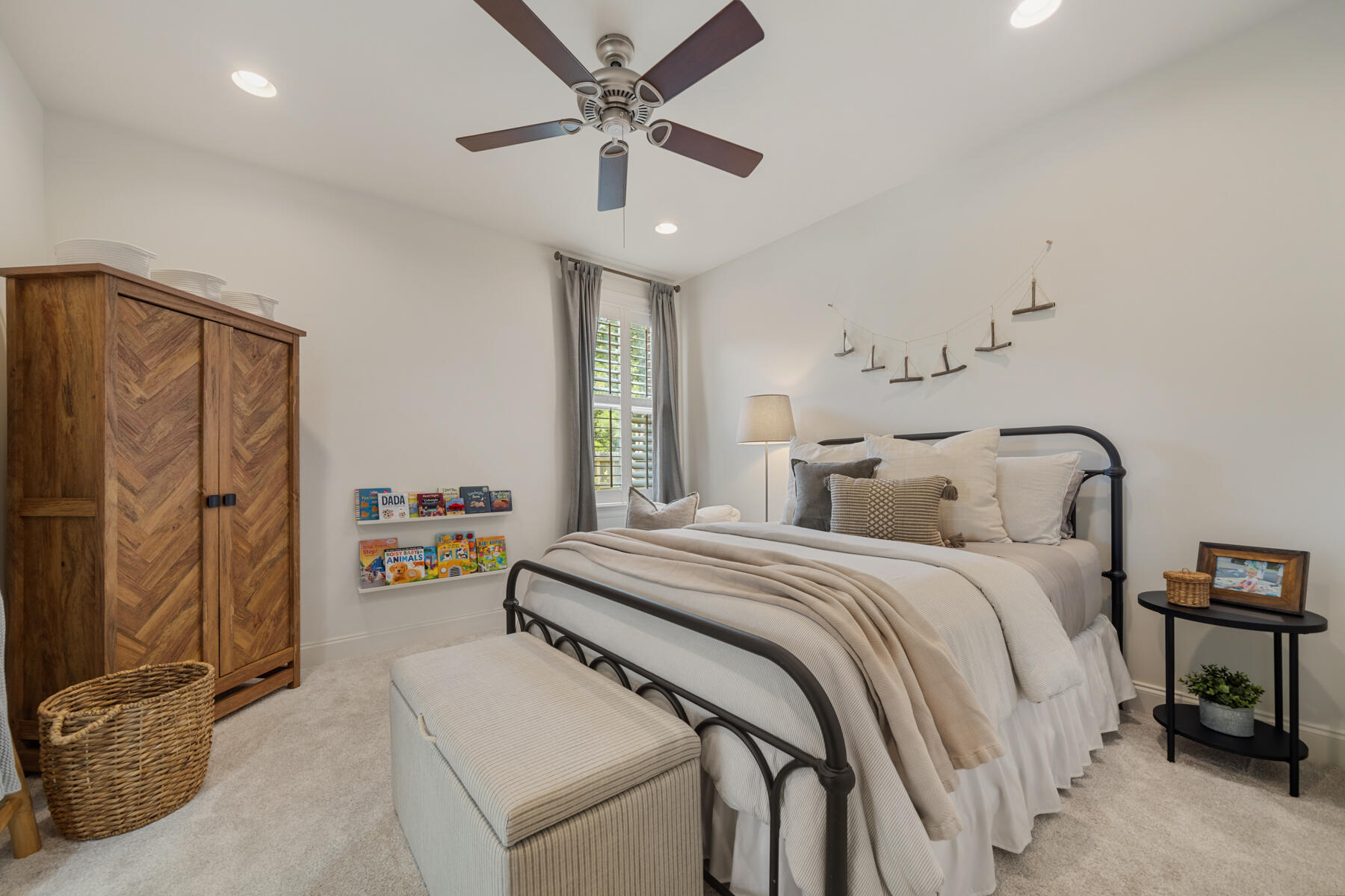 MAGNOLIA WOODS - Residential