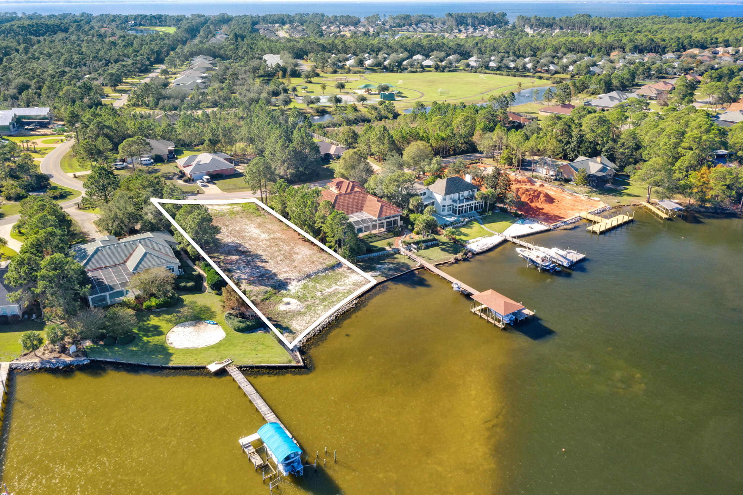 DRIFTWOOD ESTATES - Land