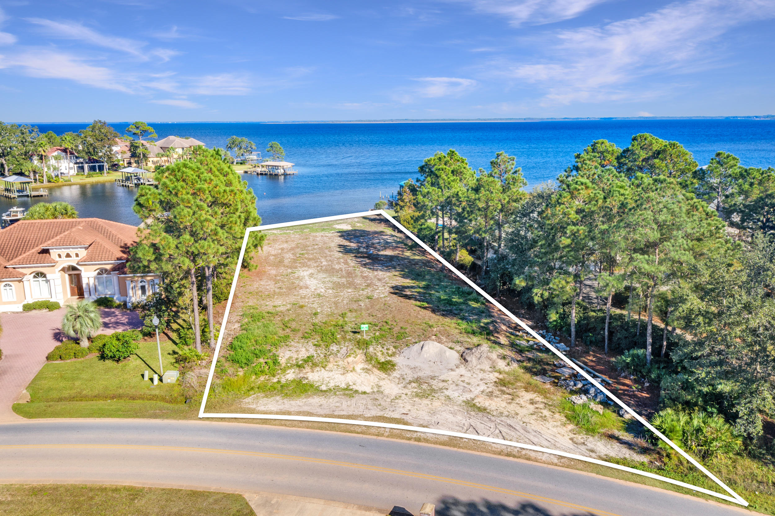 DRIFTWOOD ESTATES - Land