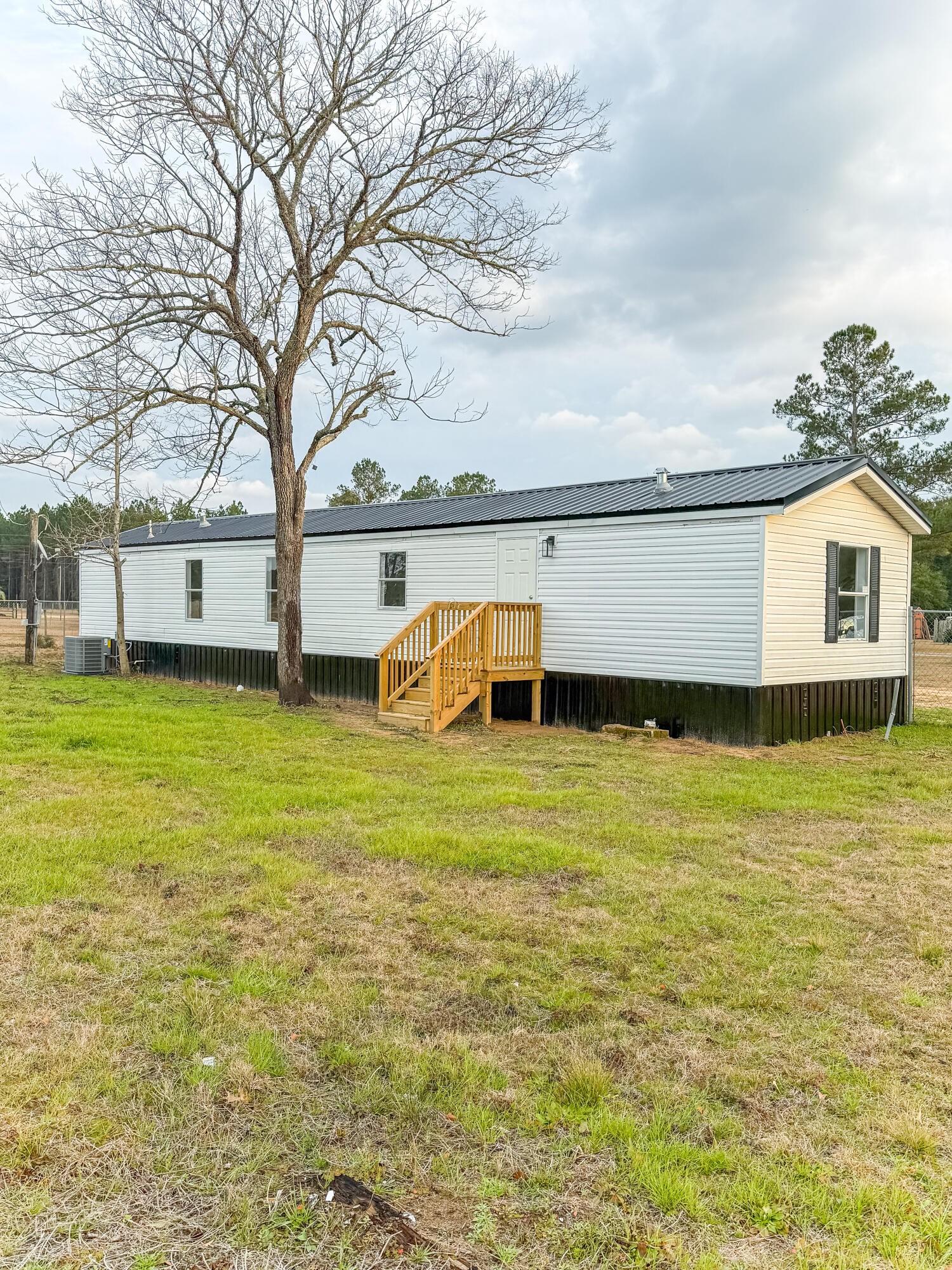 NO RECORDED SUBDIVISION - Residential