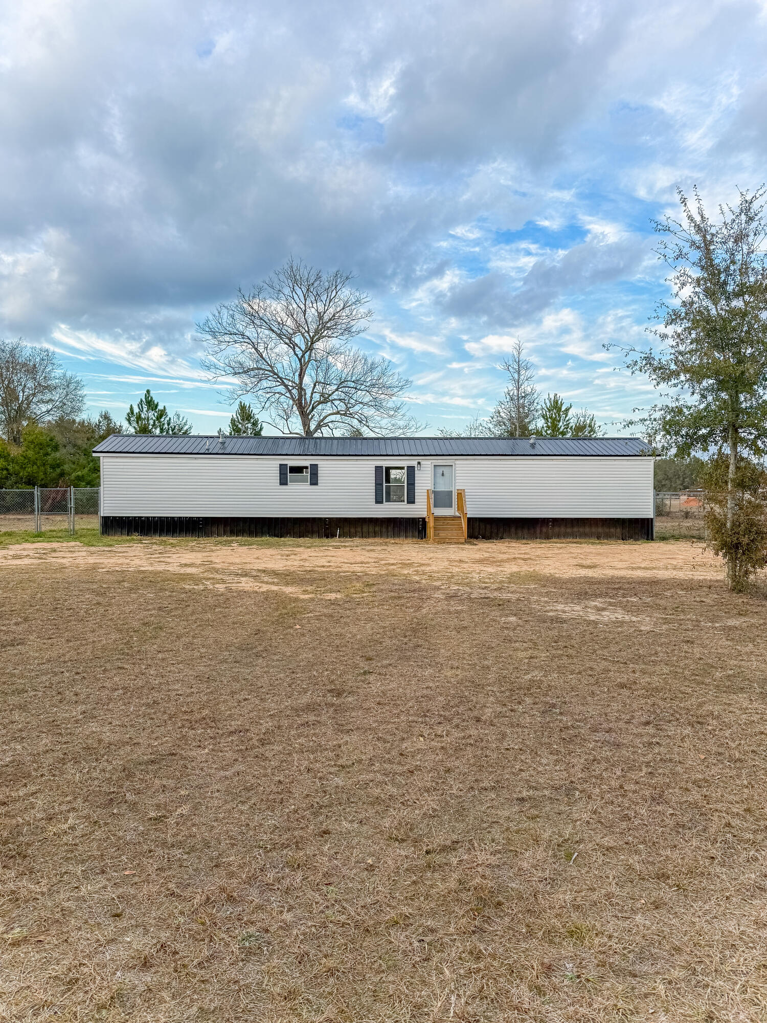 NO RECORDED SUBDIVISION - Residential