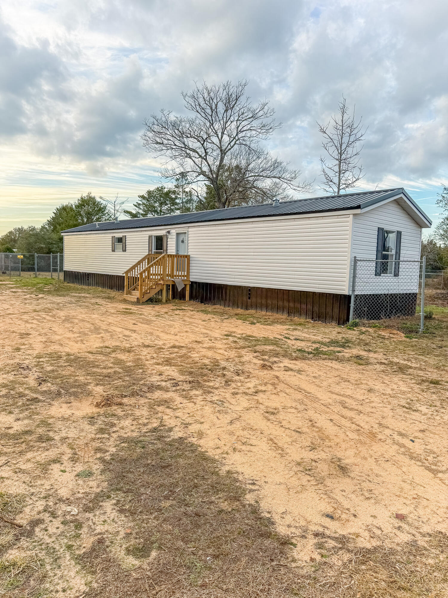 NO RECORDED SUBDIVISION - Residential