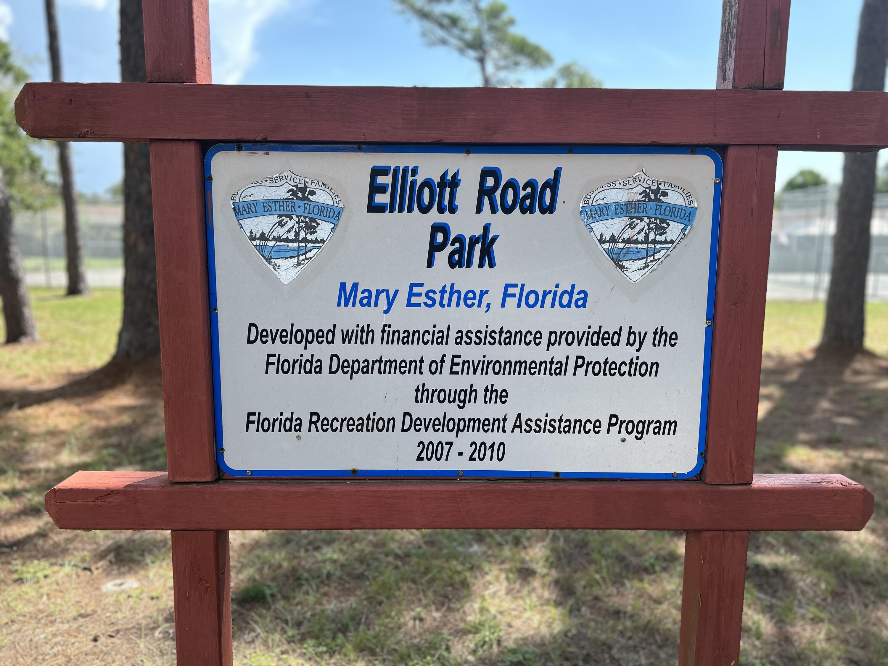 MARY ESTHER MANOR - Residential
