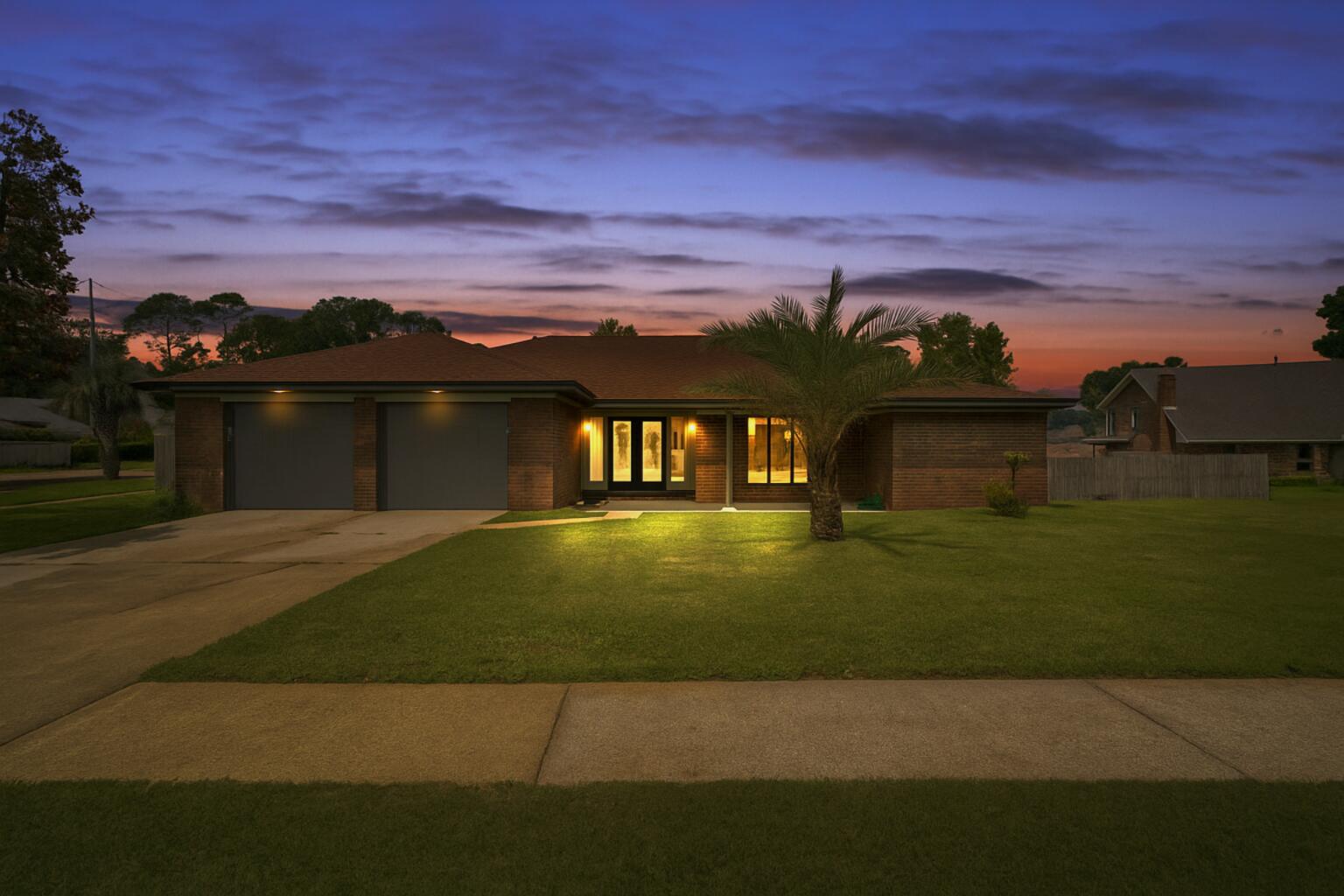 MARY ESTHER MANOR - Residential