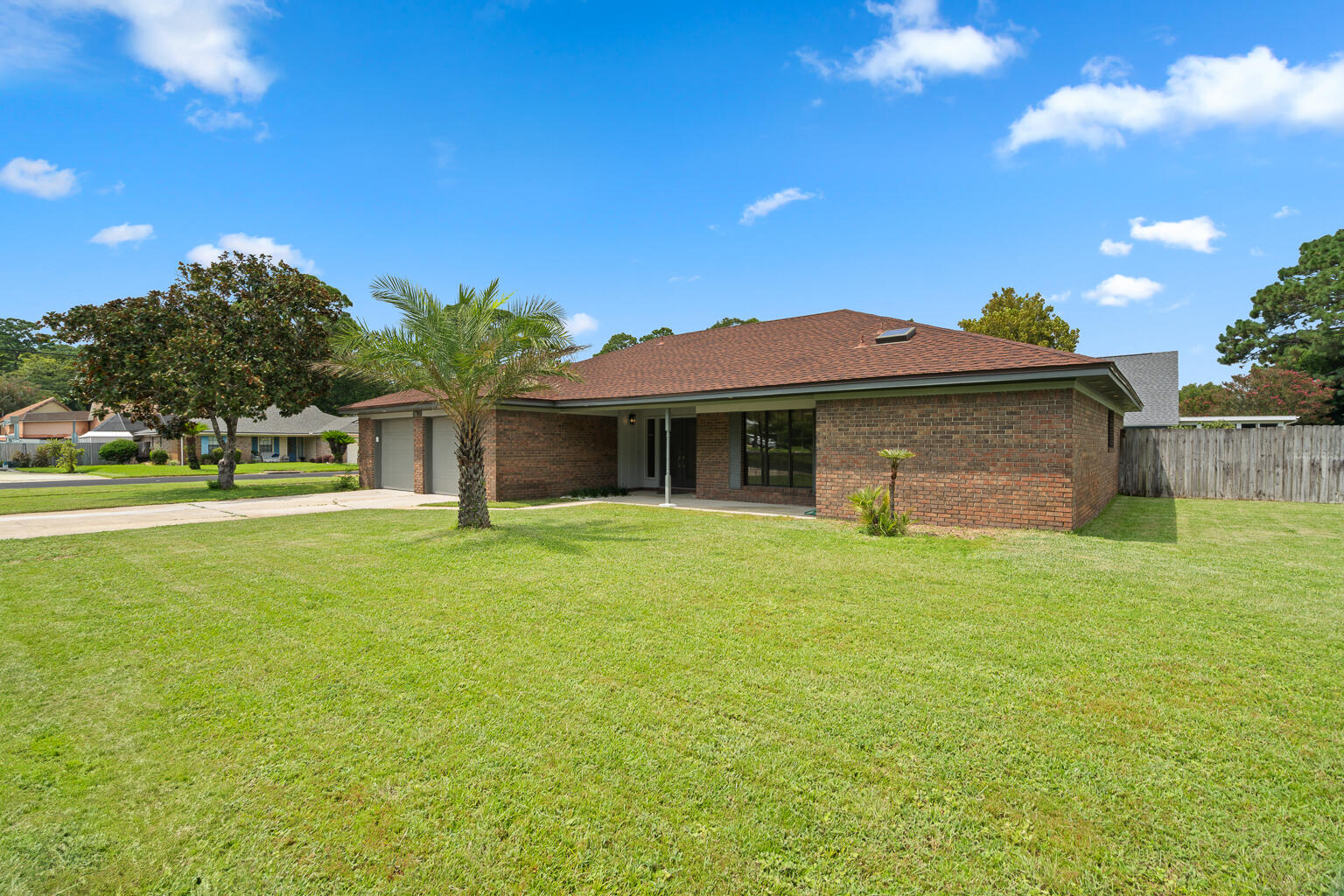MARY ESTHER MANOR - Residential