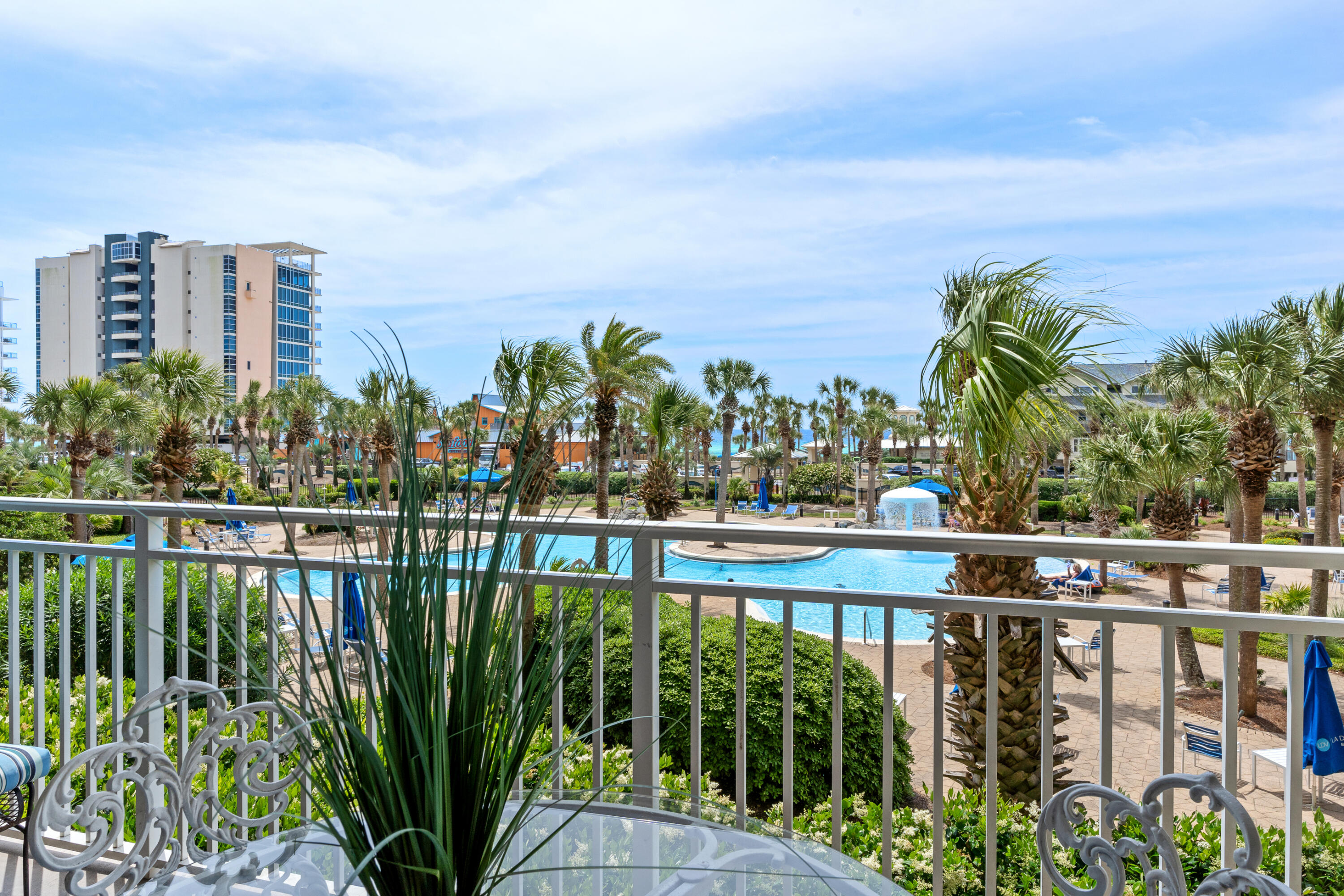 STERLING SHORES - Residential