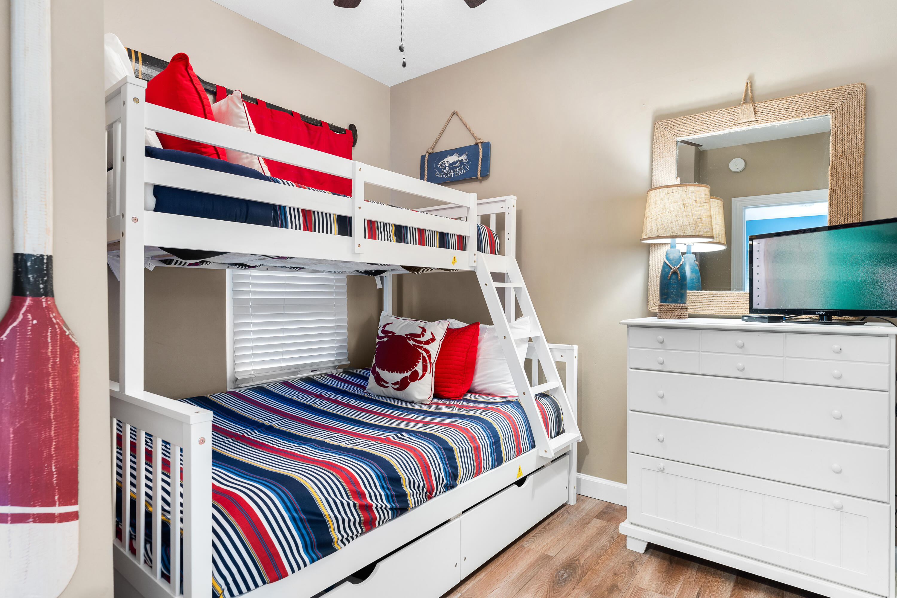 STERLING SHORES - Residential