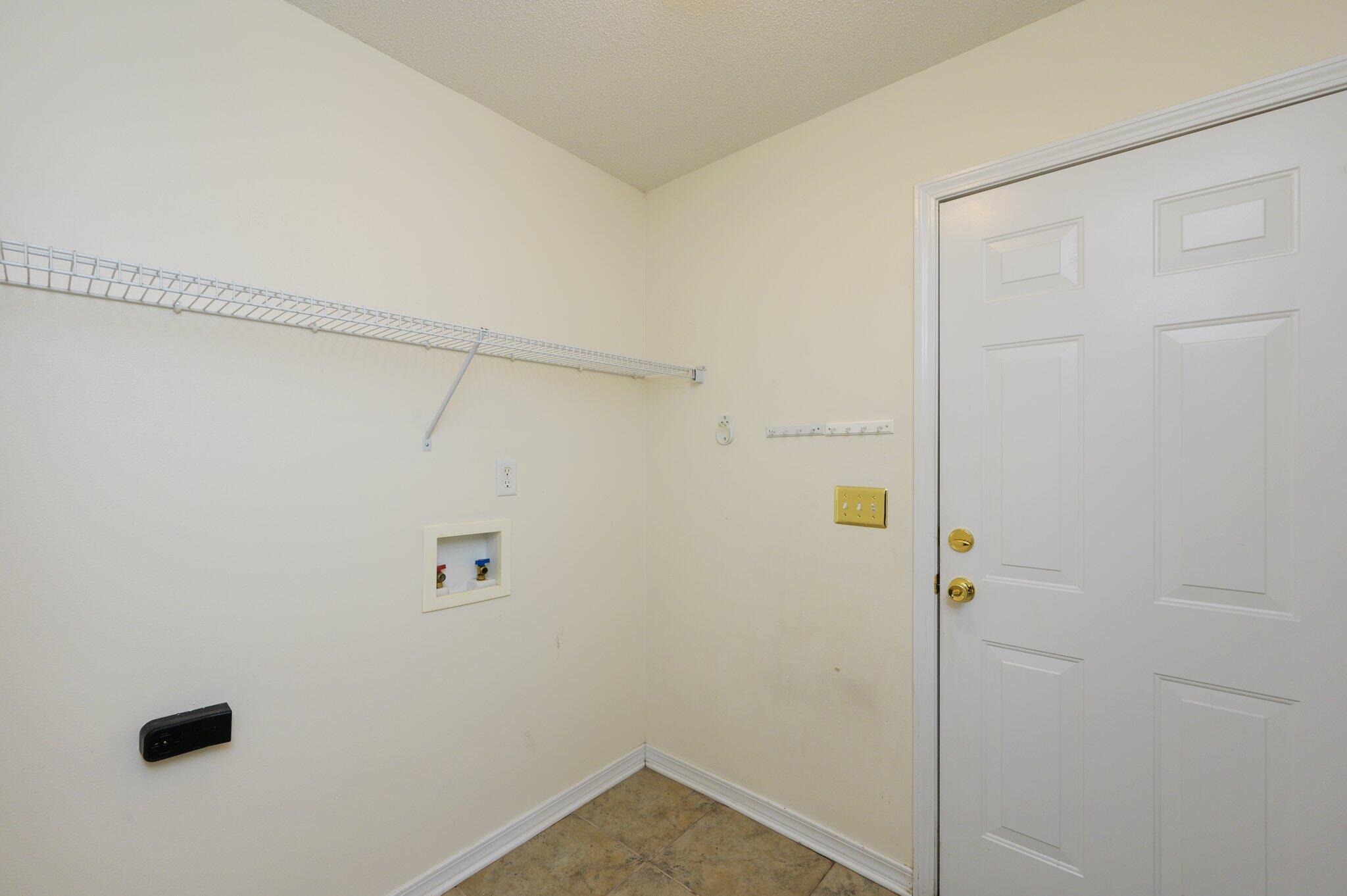 OAKDALE MINIFARMS - Residential