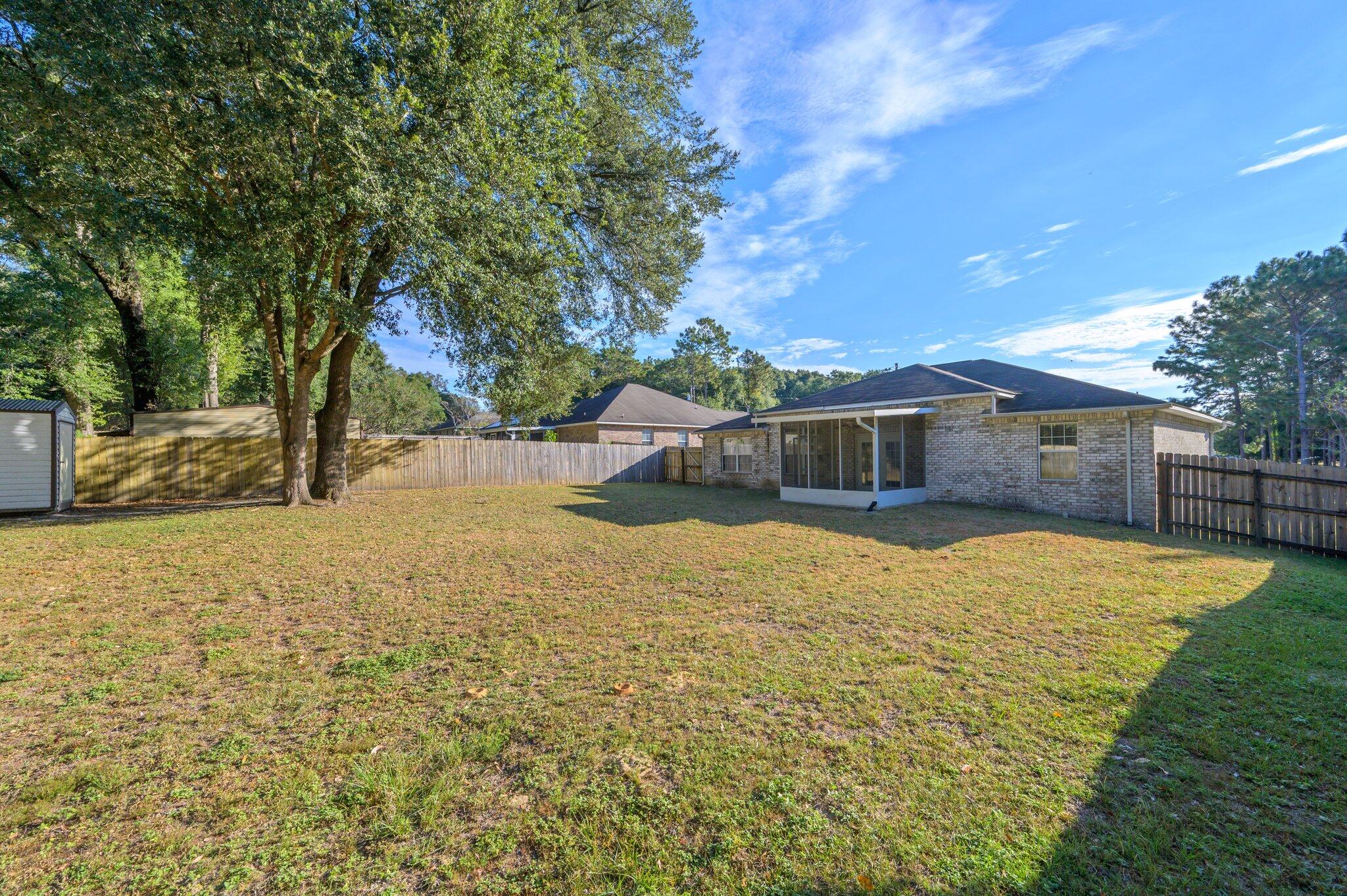 OAKDALE MINIFARMS - Residential