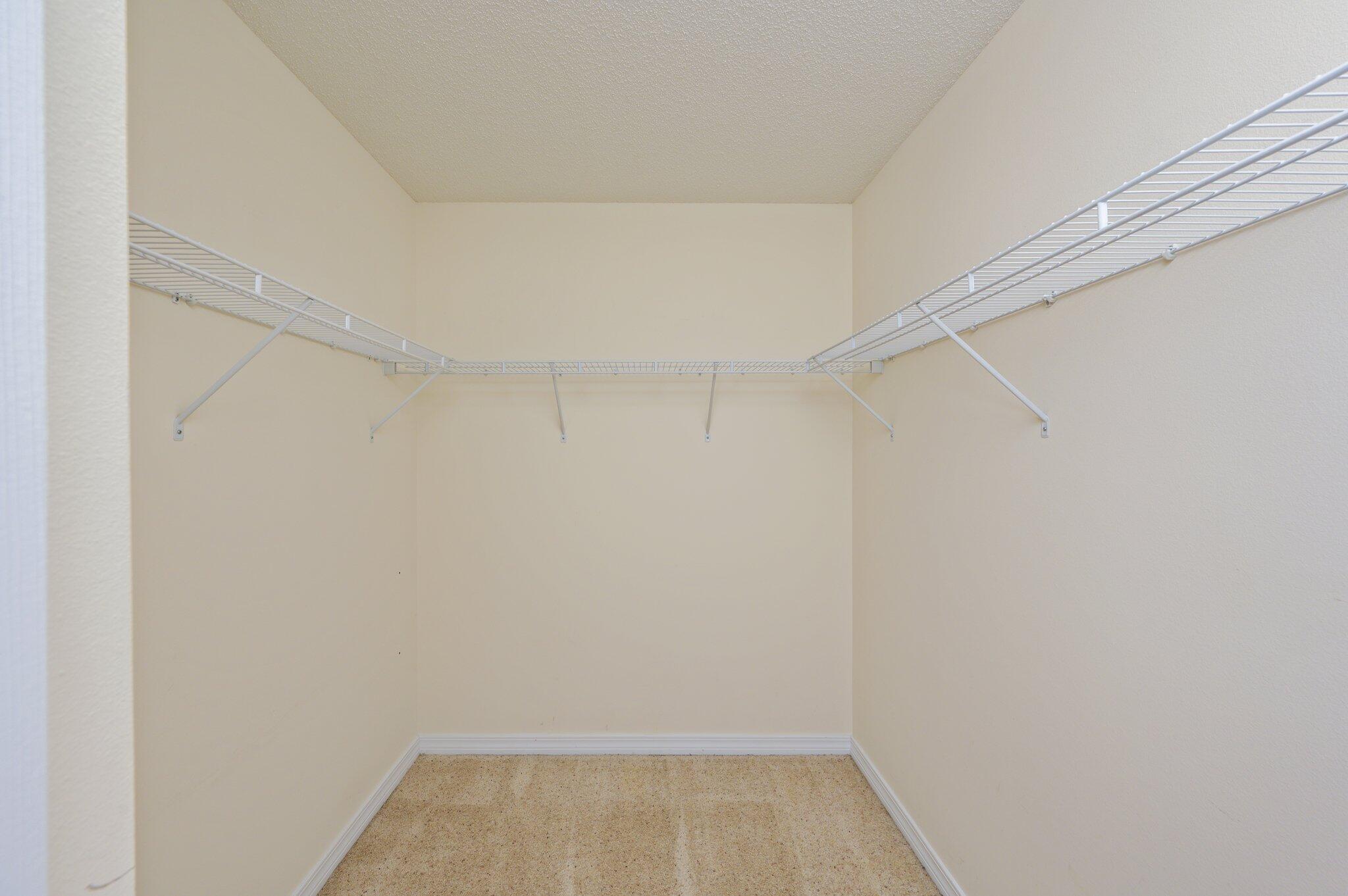 OAKDALE MINIFARMS - Residential